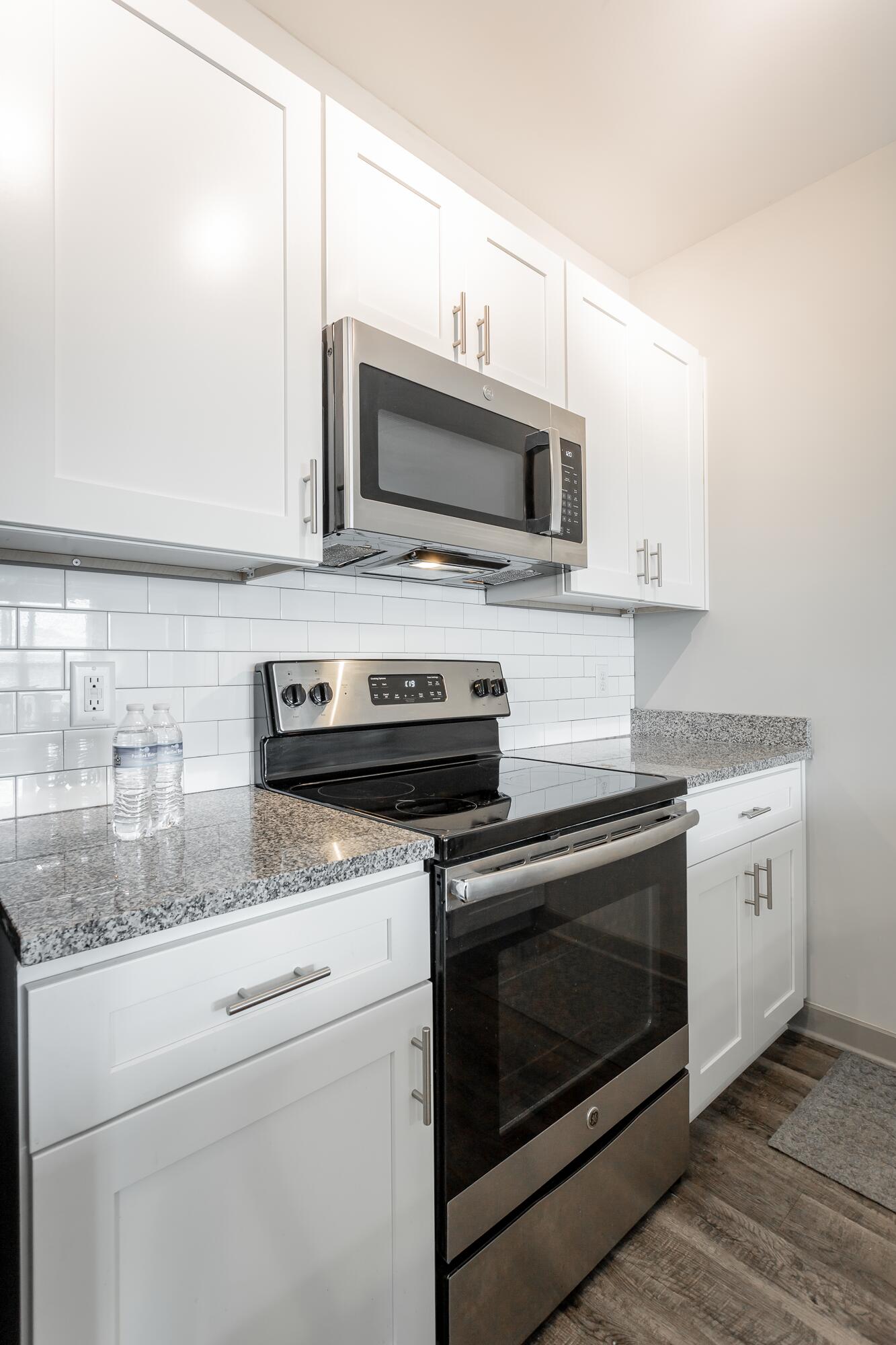 782 Riverfront Parkway, 216