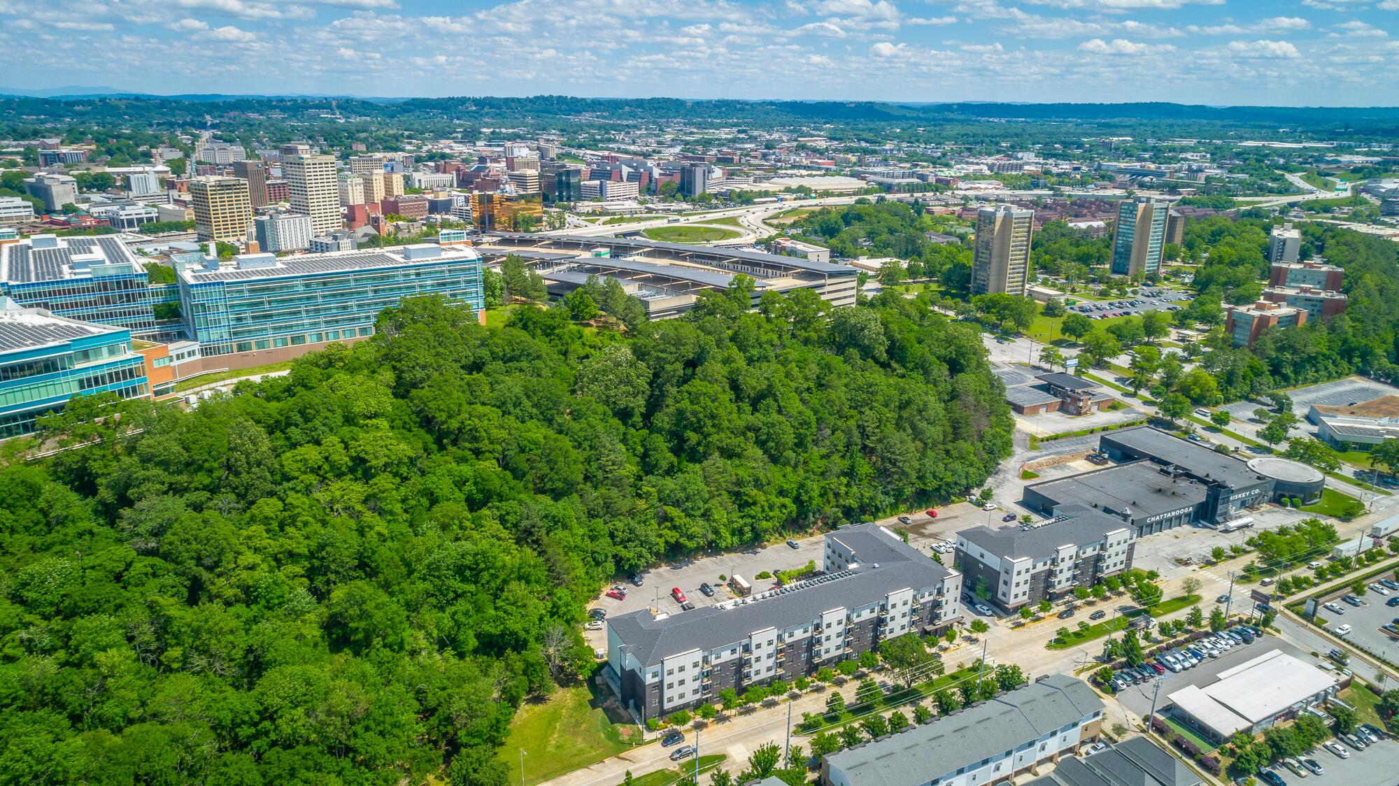 782 Riverfront Parkway, 216