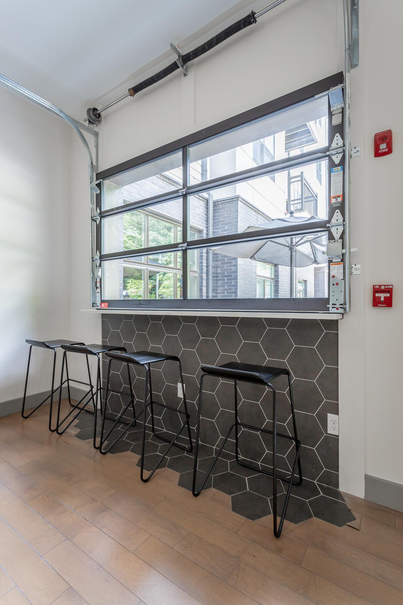 782 Riverfront Parkway, 216