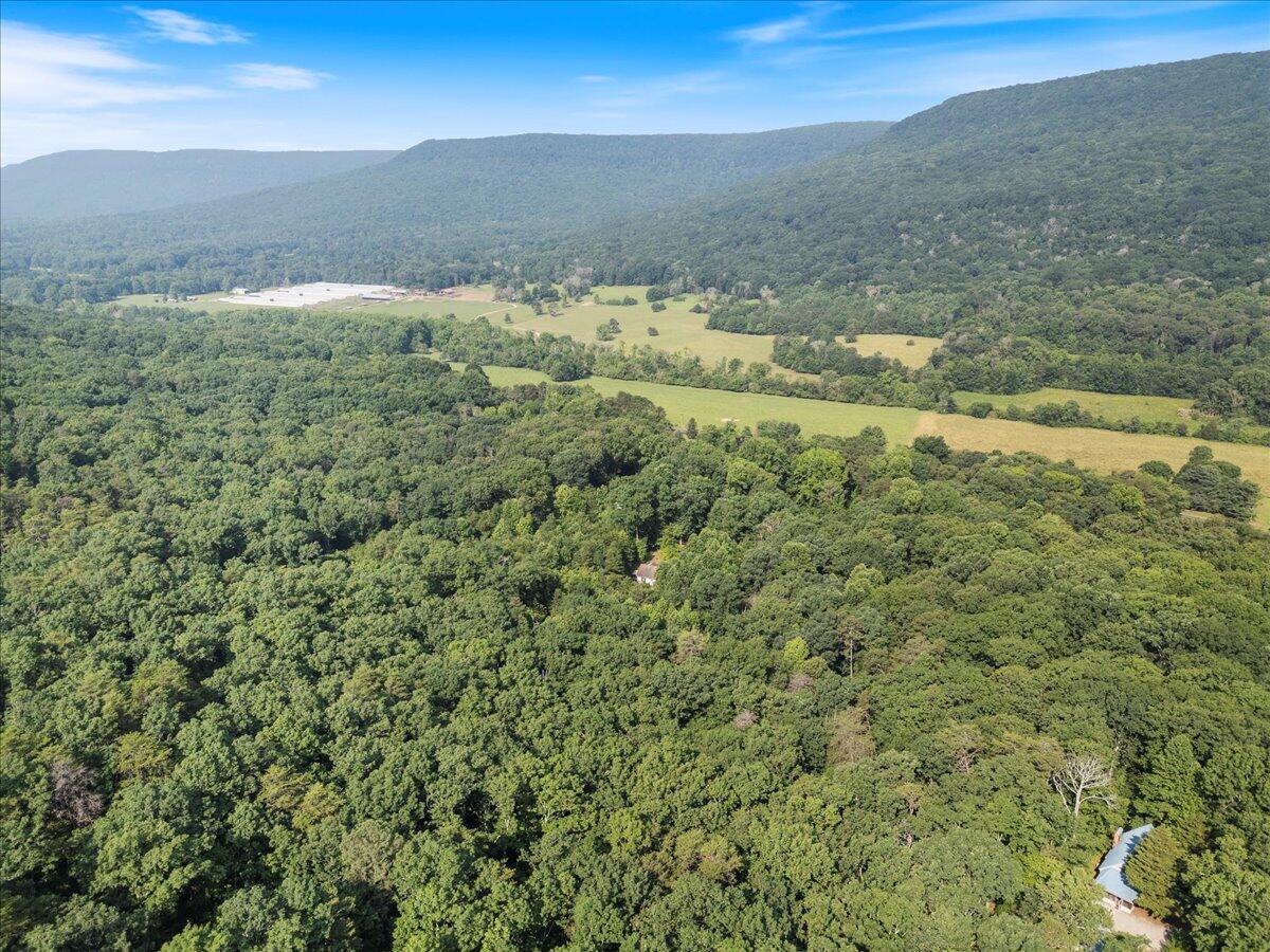 487 Ridge Road, LaFayette