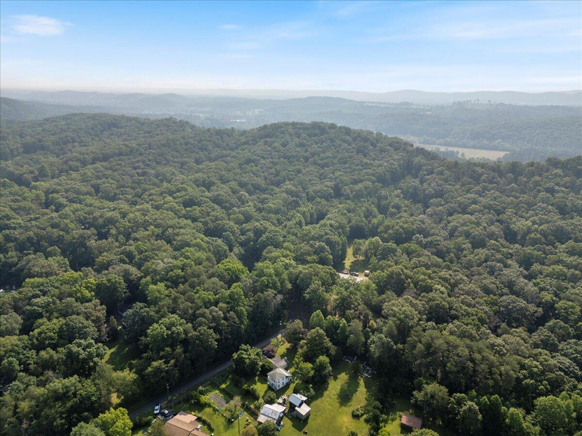 487 Ridge Road, LaFayette
