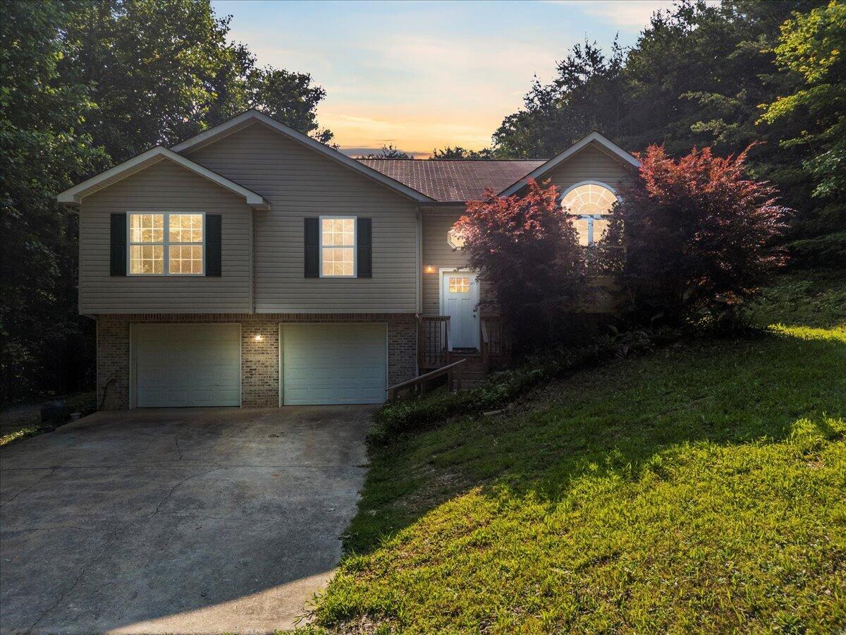 487 Ridge Road, LaFayette
