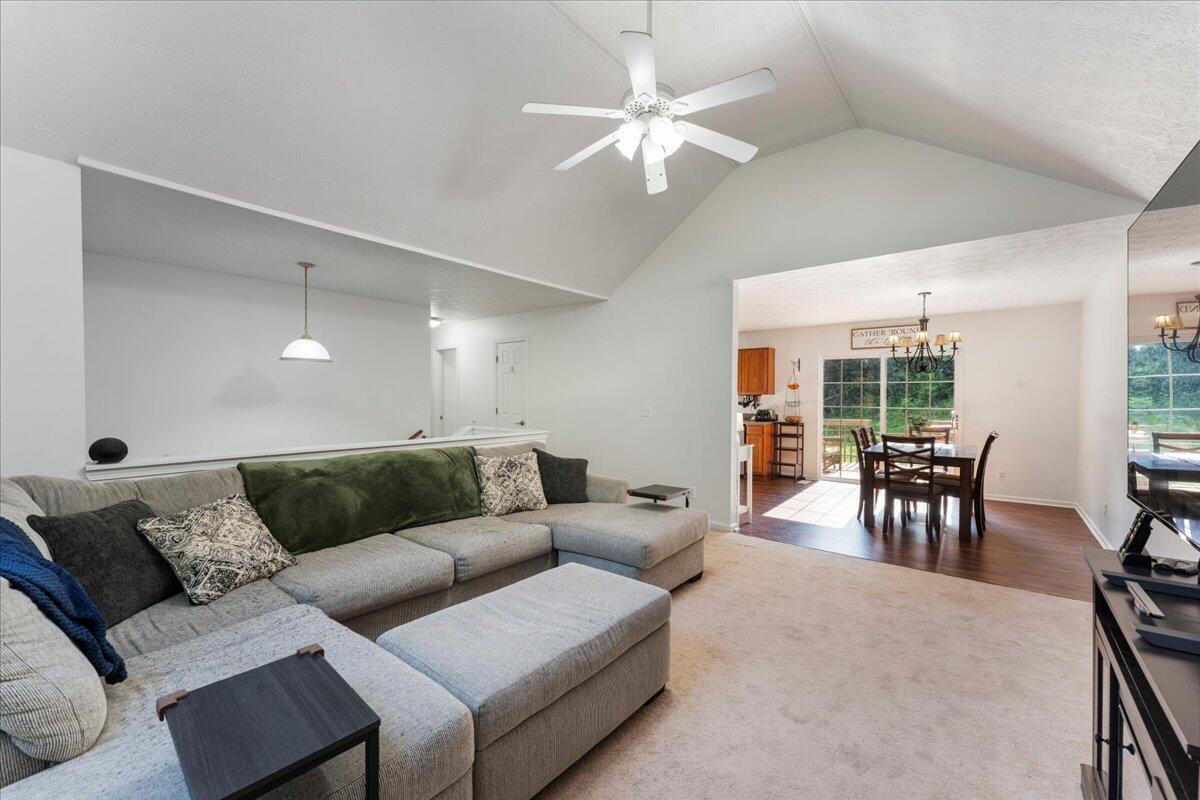 487 Ridge Road, LaFayette