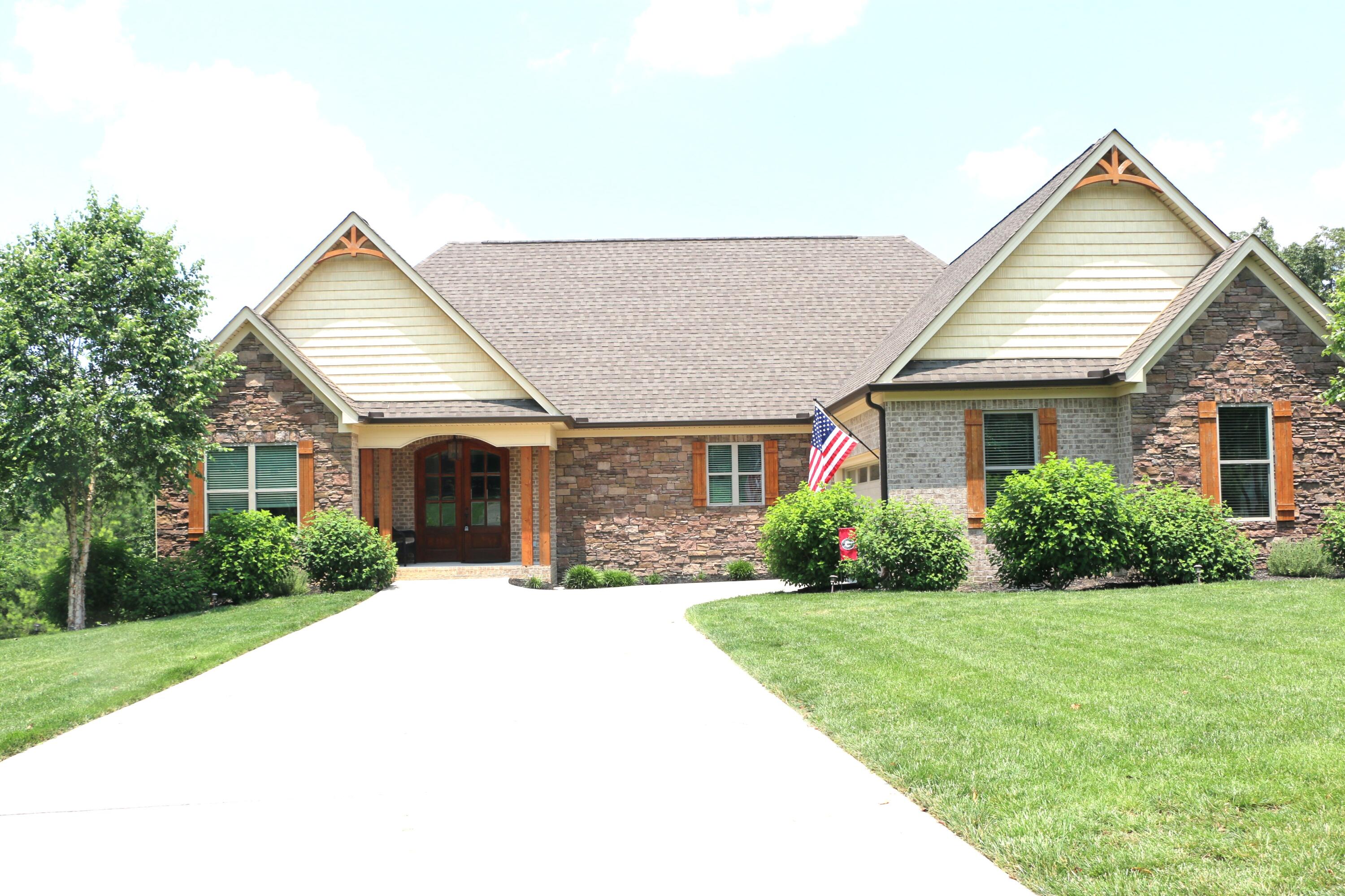 225 Magnolia Place