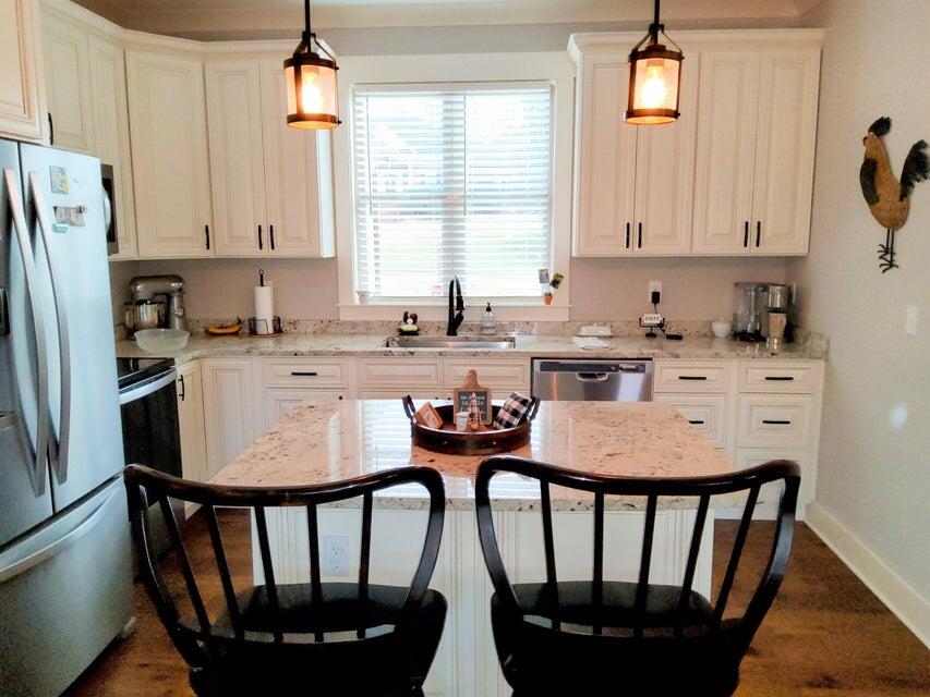 225 Magnolia Place