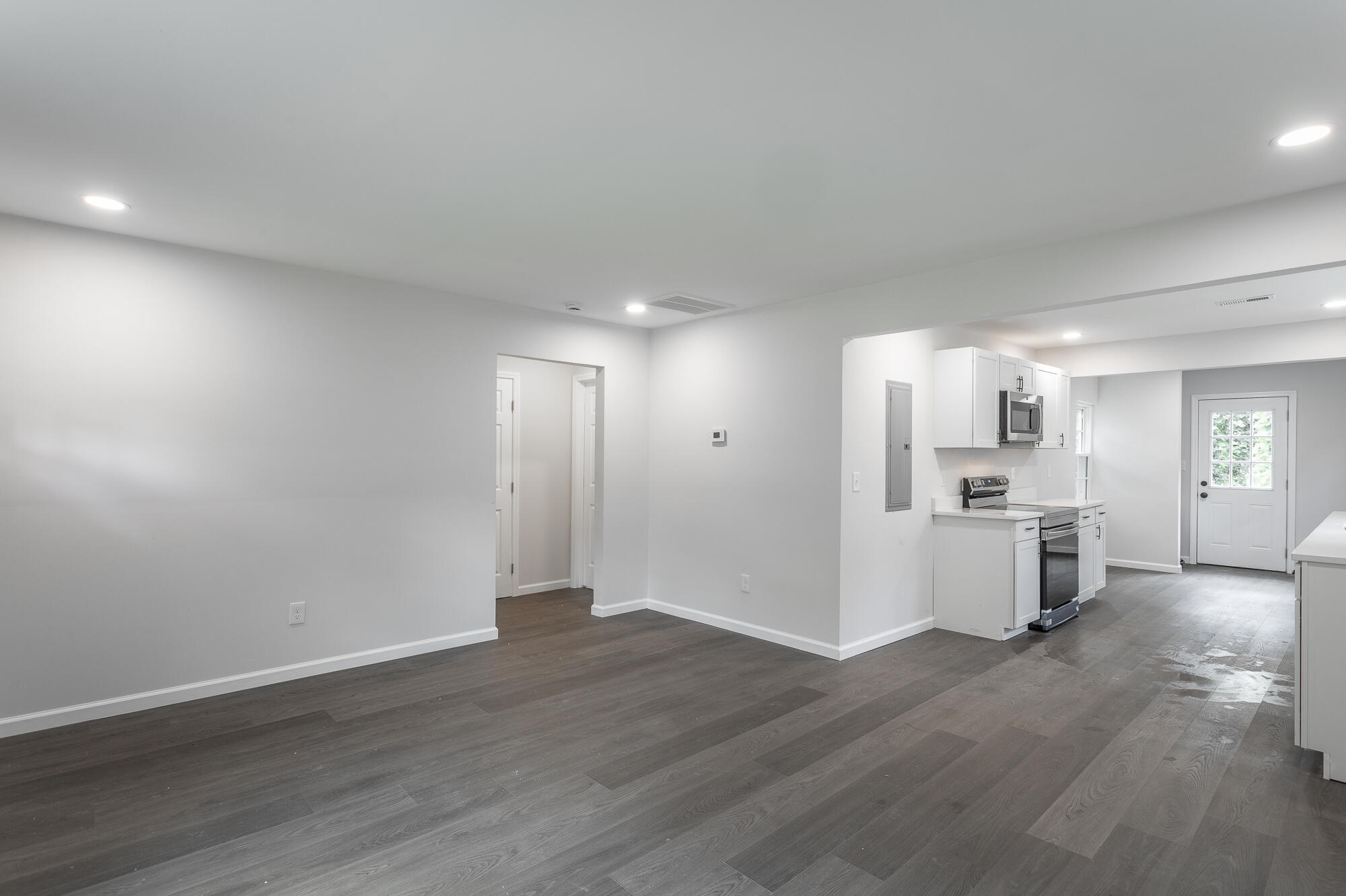 1402 W 53rd Street