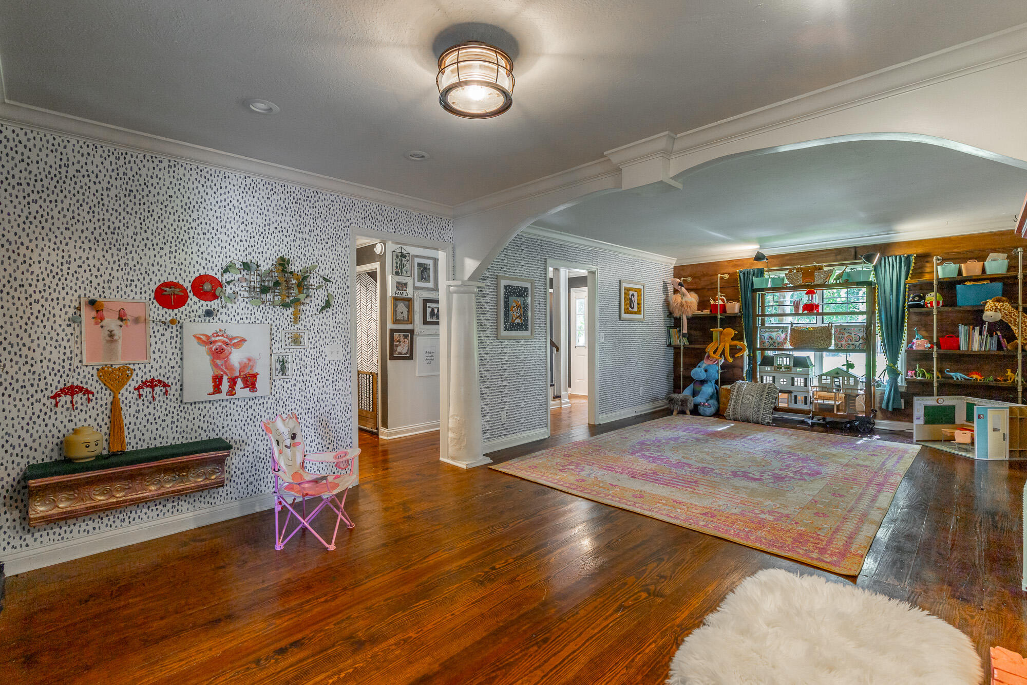 1727 Saunders Road