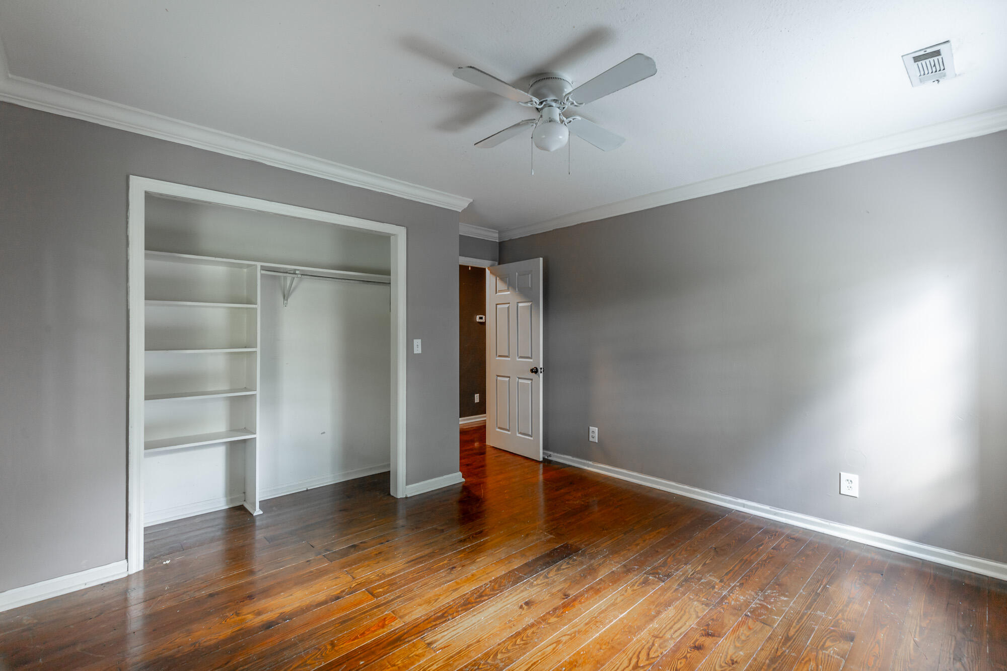 1727 Saunders Road