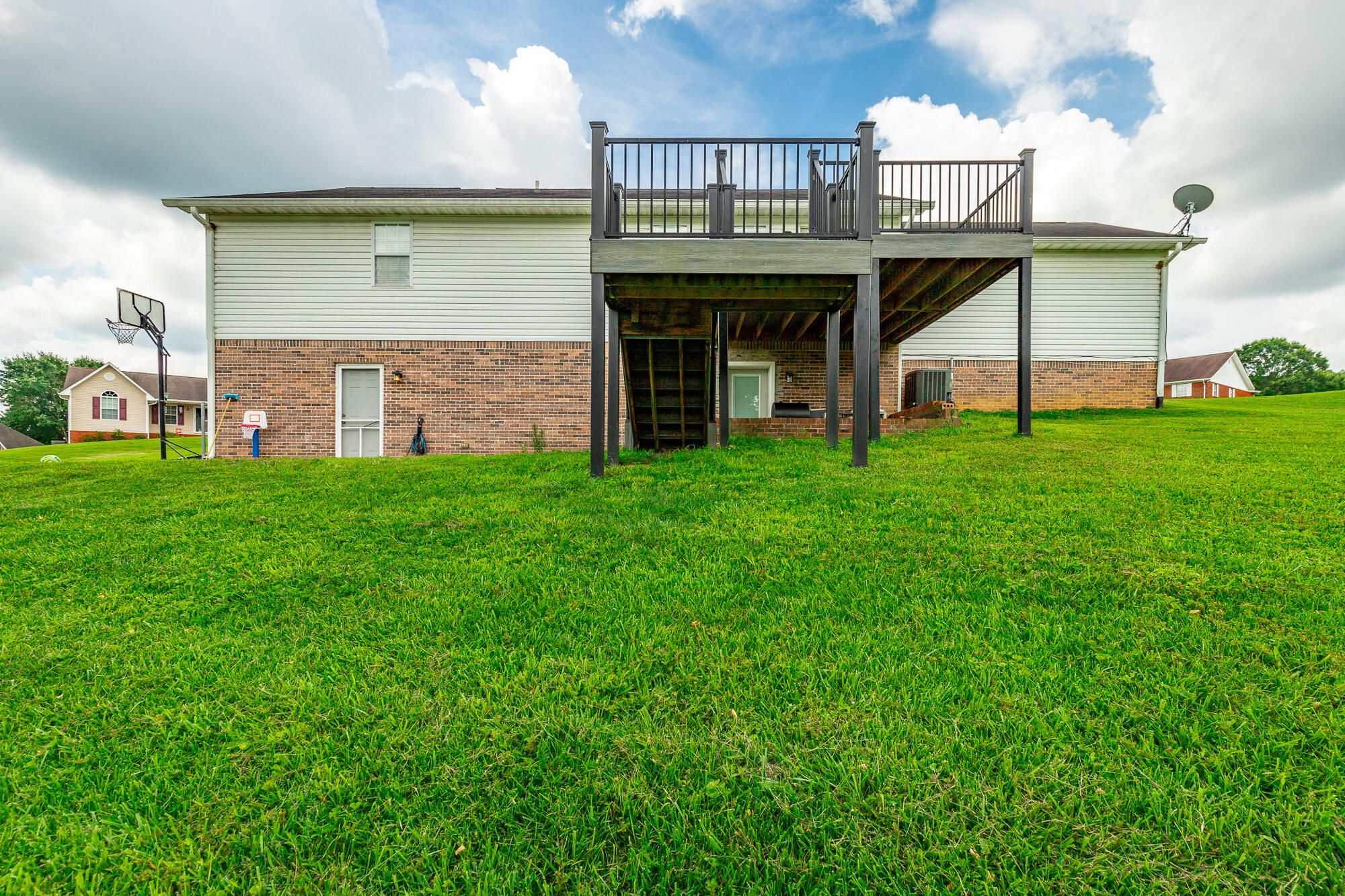 139 Covington Drive NE