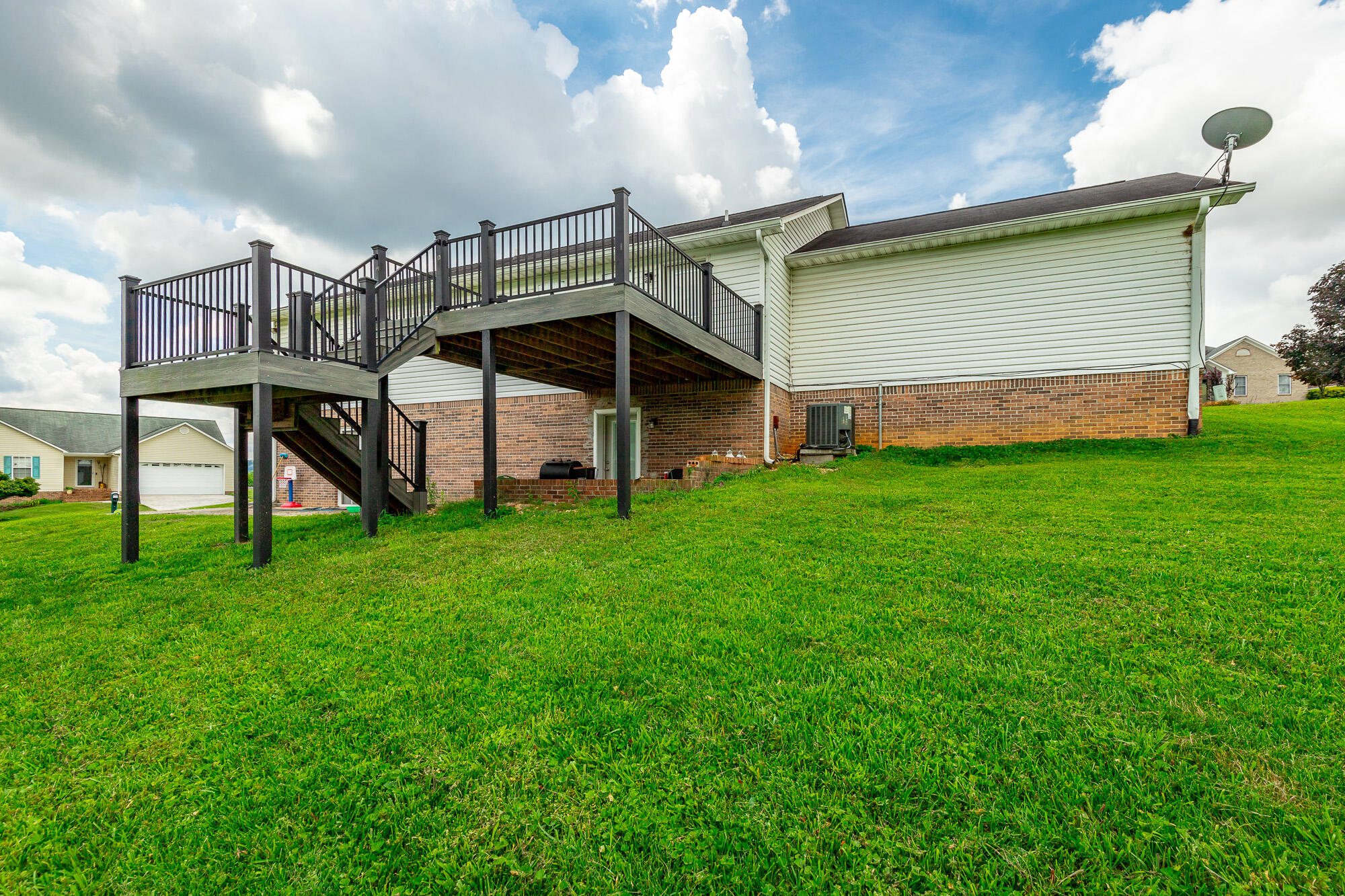139 Covington Drive NE
