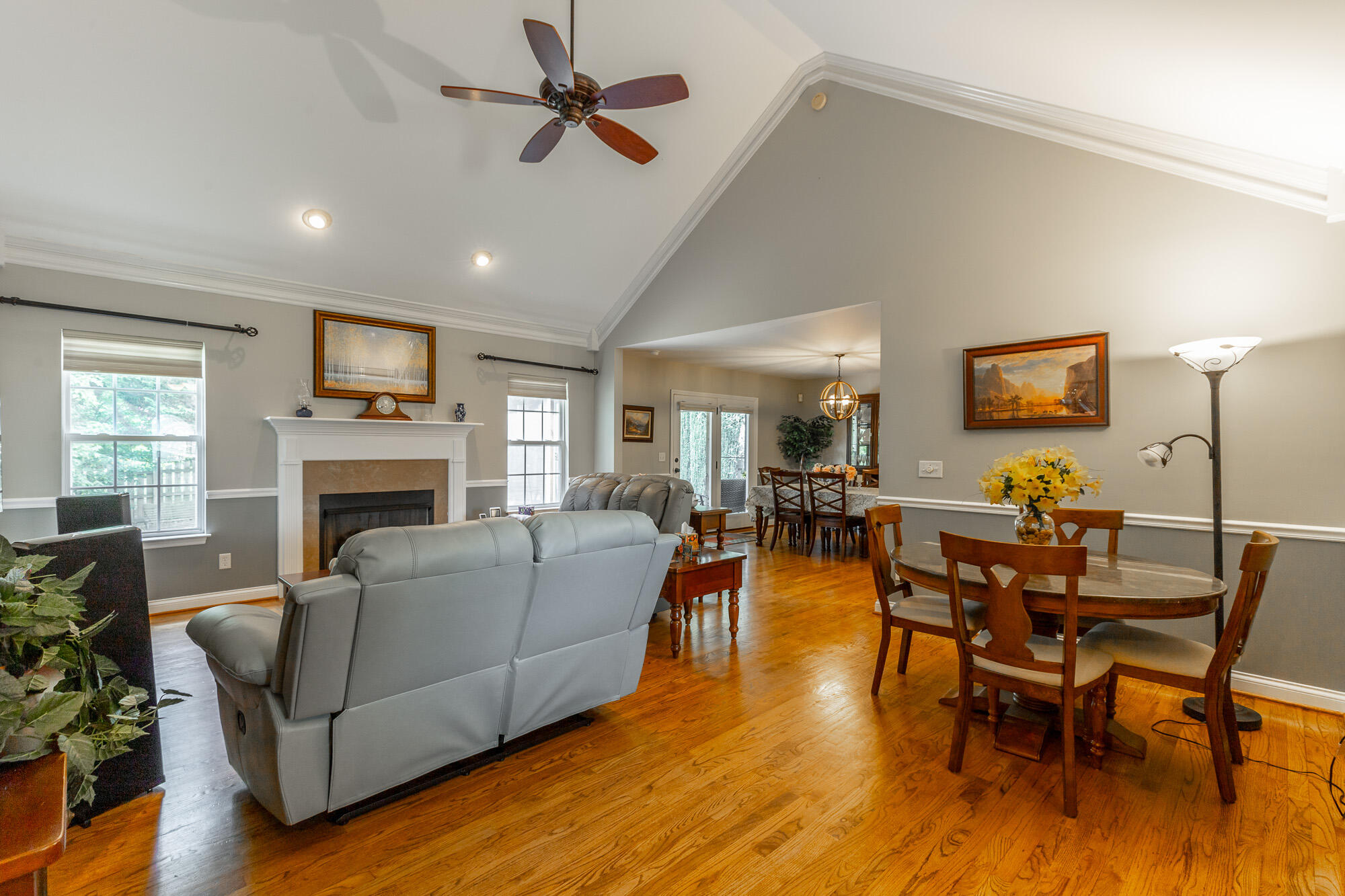 212 Cox Lane