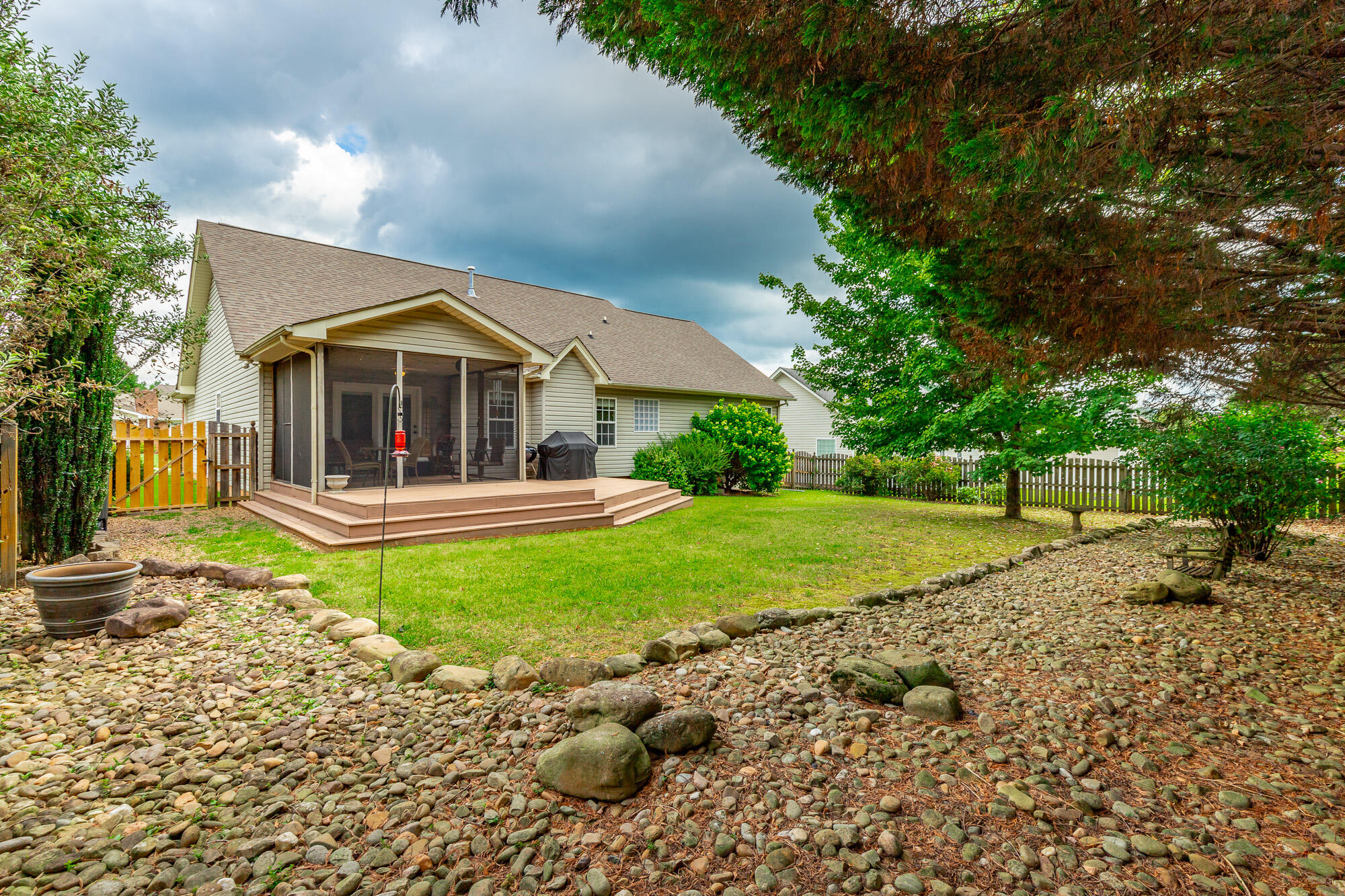 212 Cox Lane