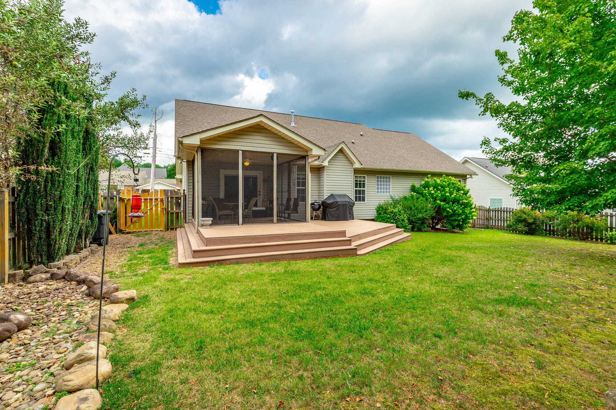 212 Cox Lane