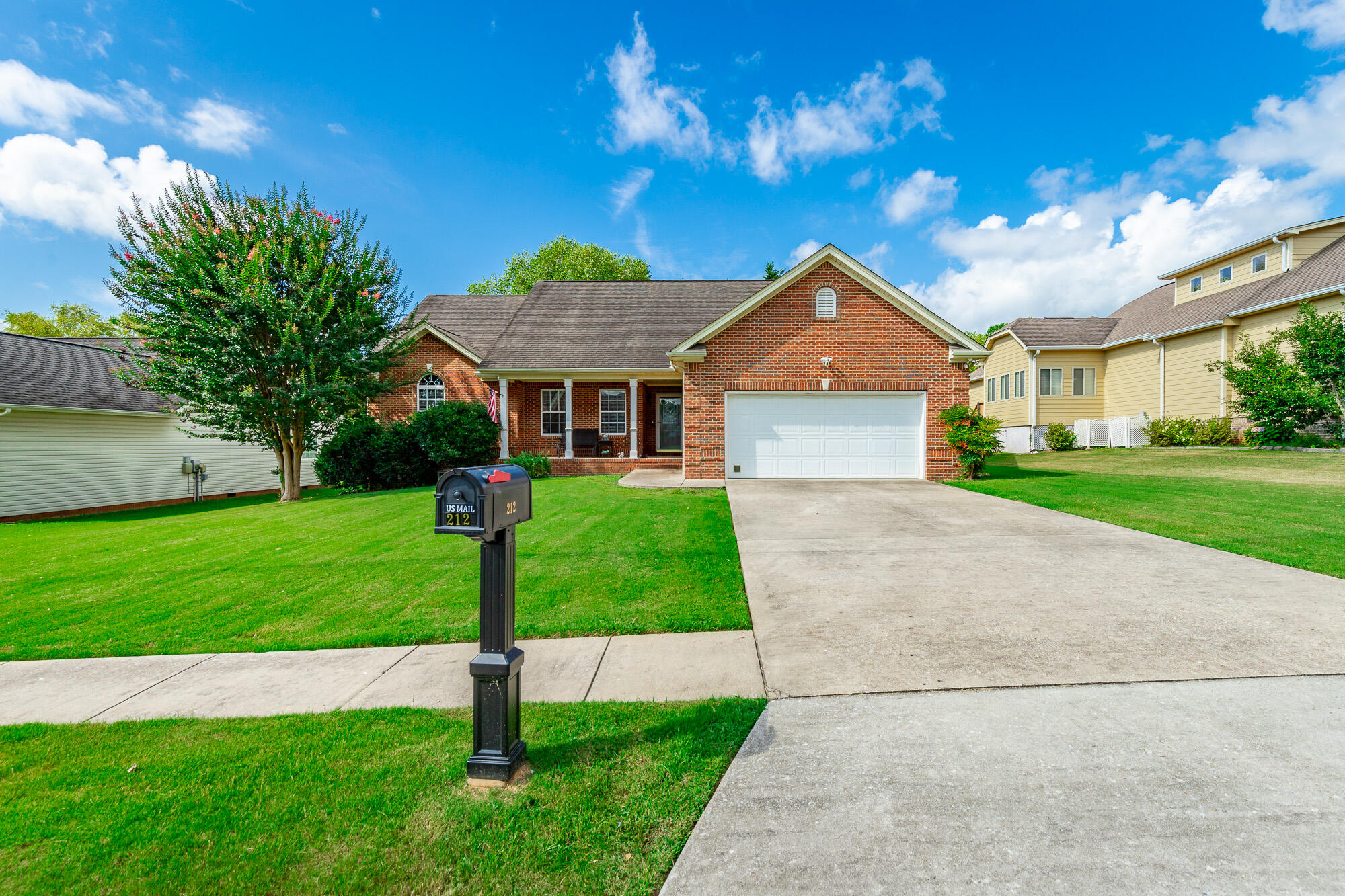 212 Cox Lane