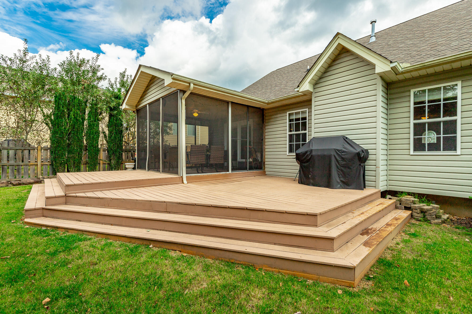 212 Cox Lane