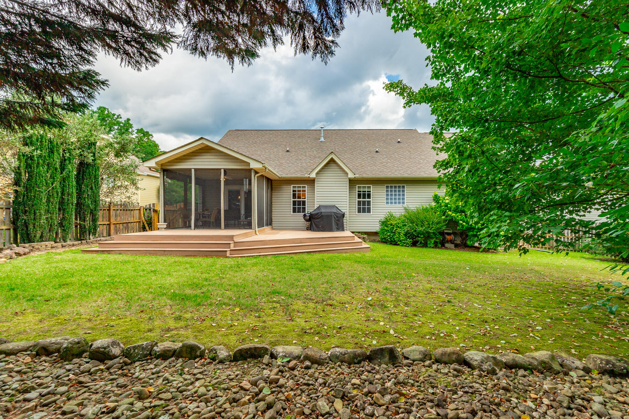 212 Cox Lane