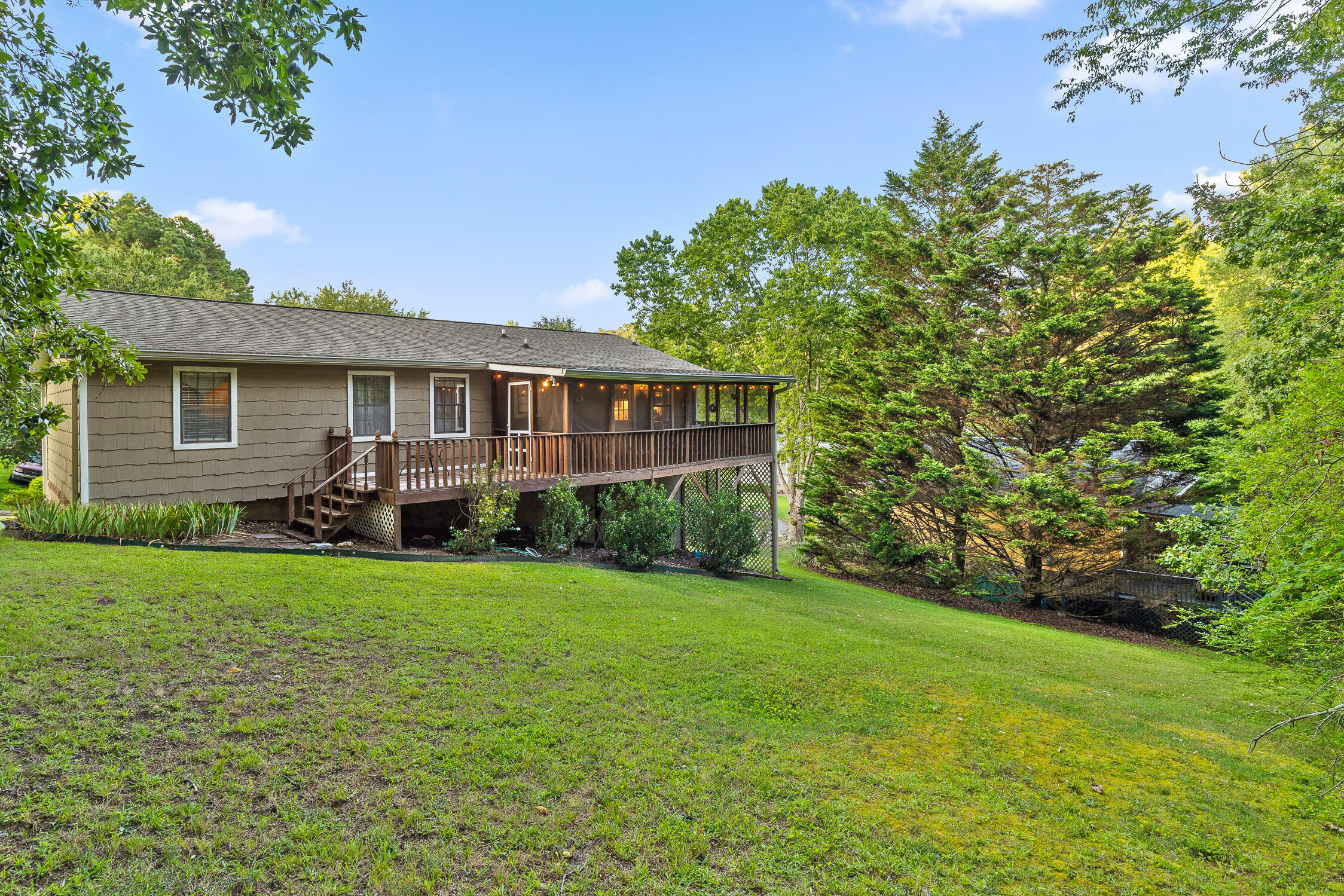 270 Rolling Meadows Drive