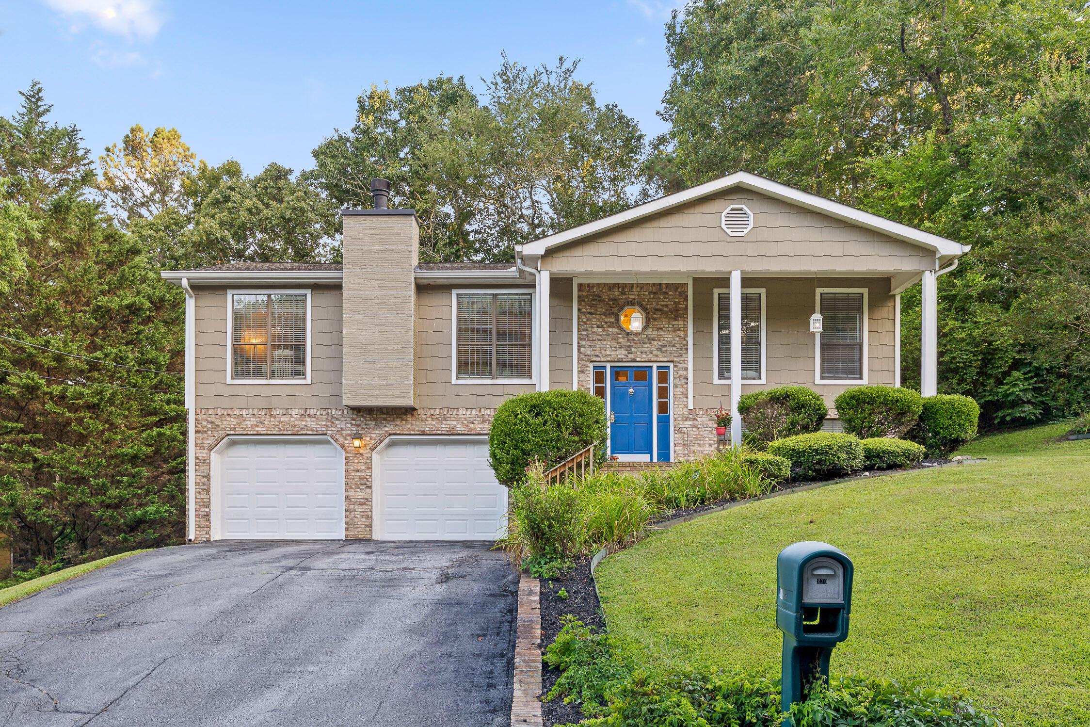 270 Rolling Meadows Drive