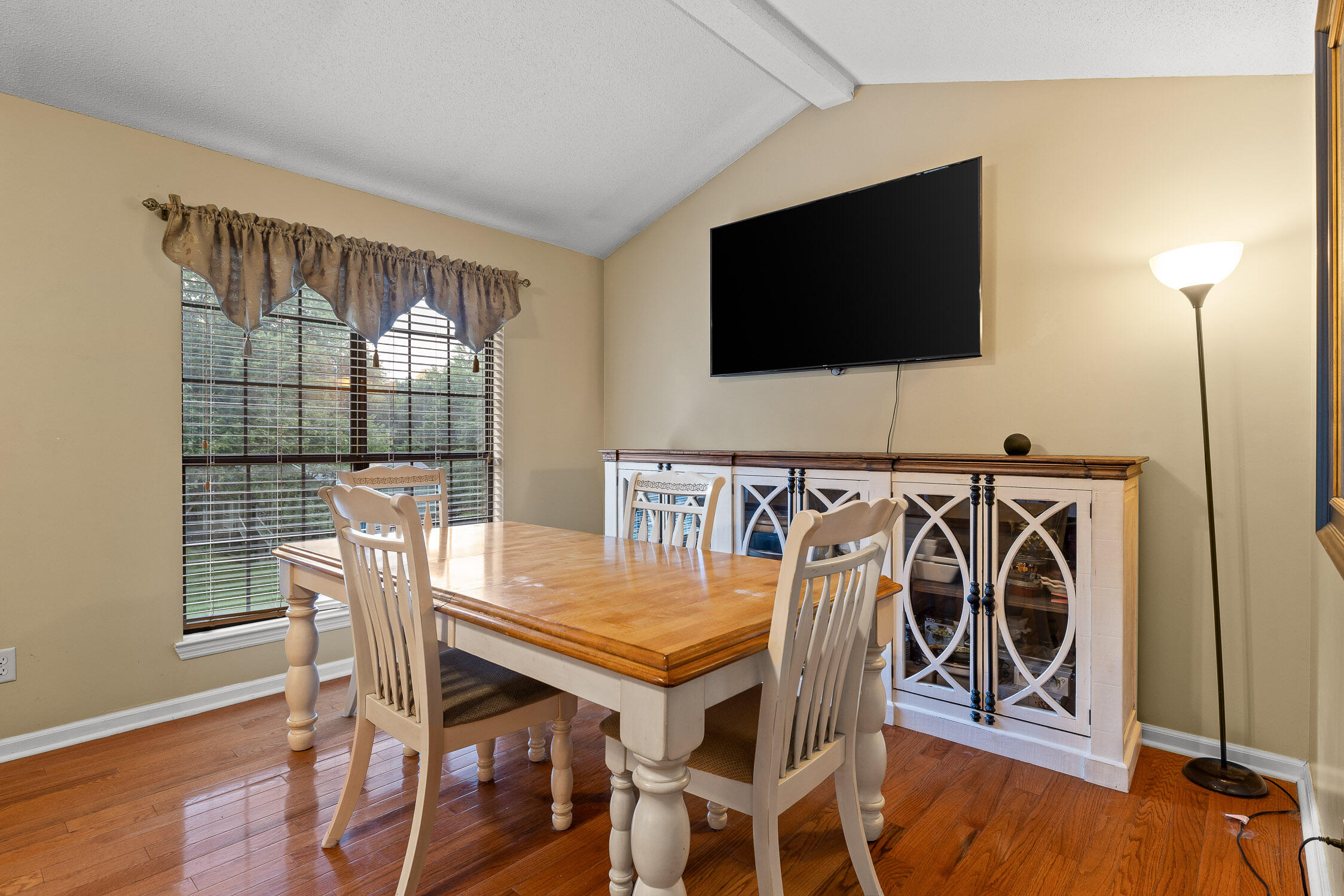 270 Rolling Meadows Drive