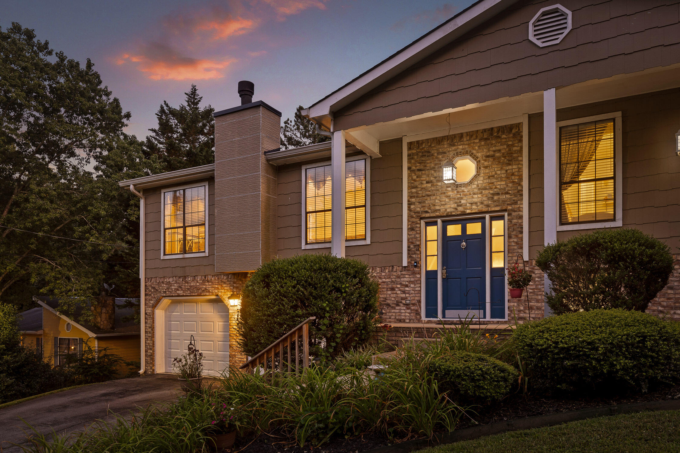 270 Rolling Meadows Drive