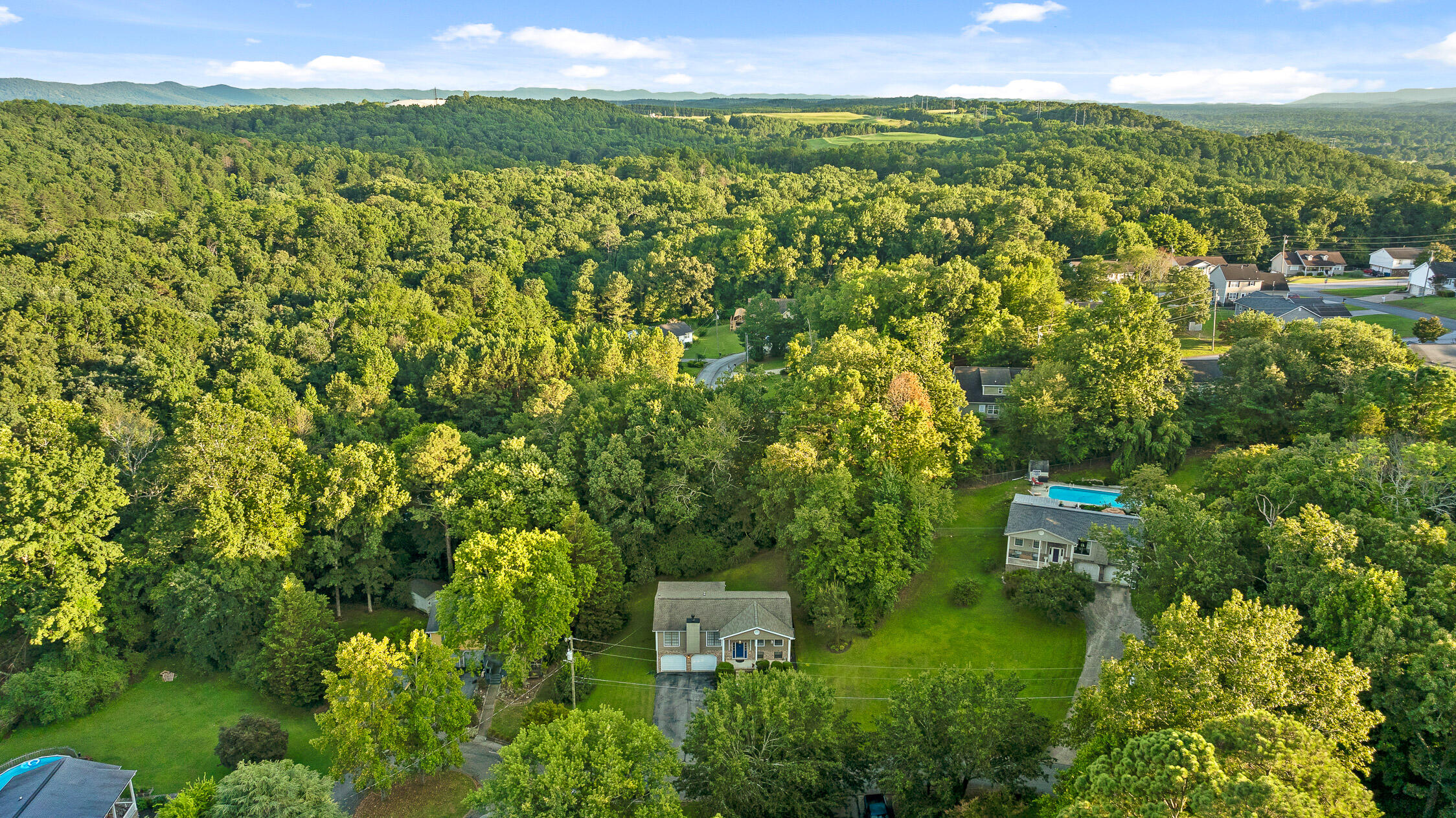 270 Rolling Meadows Drive