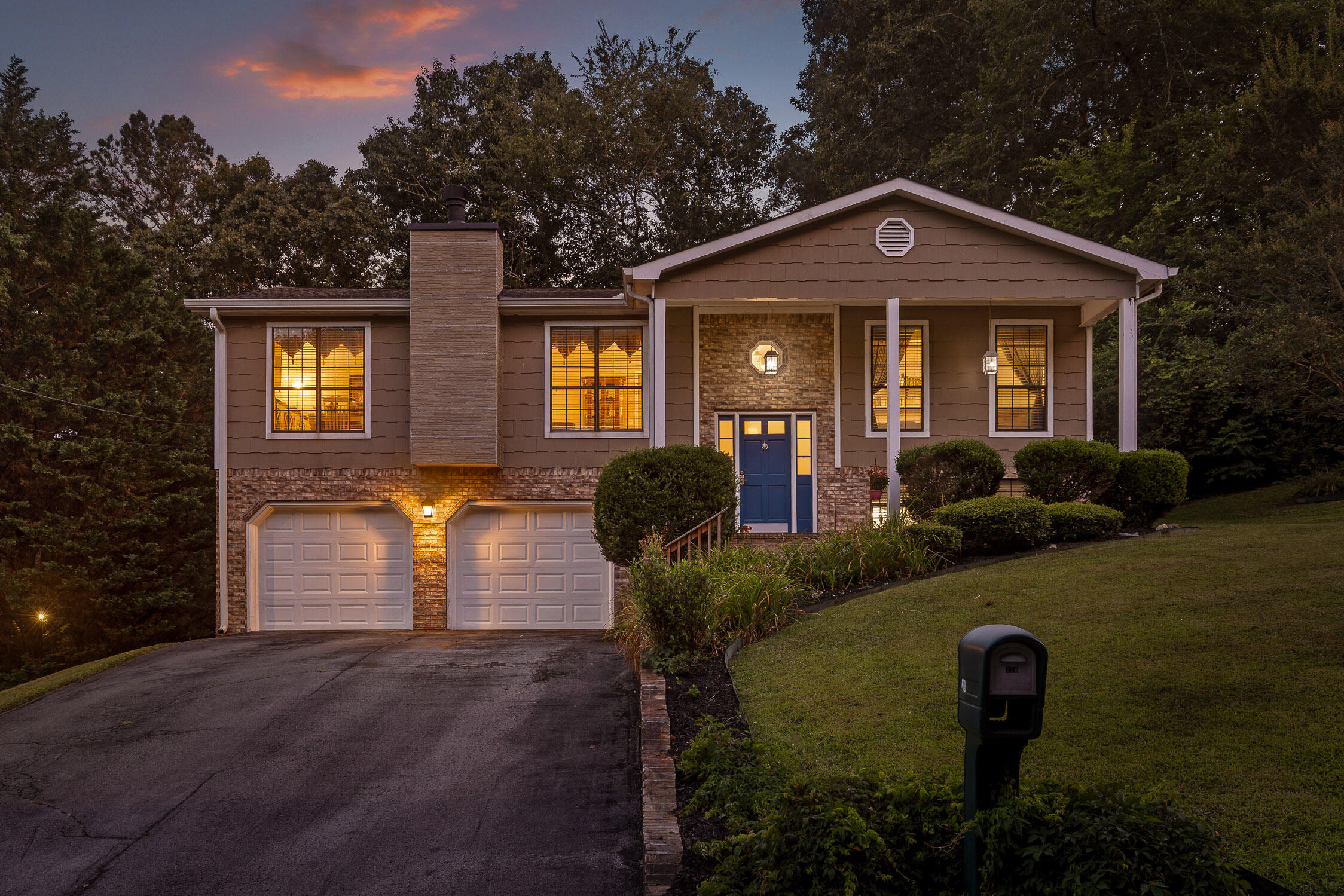 270 Rolling Meadows Drive