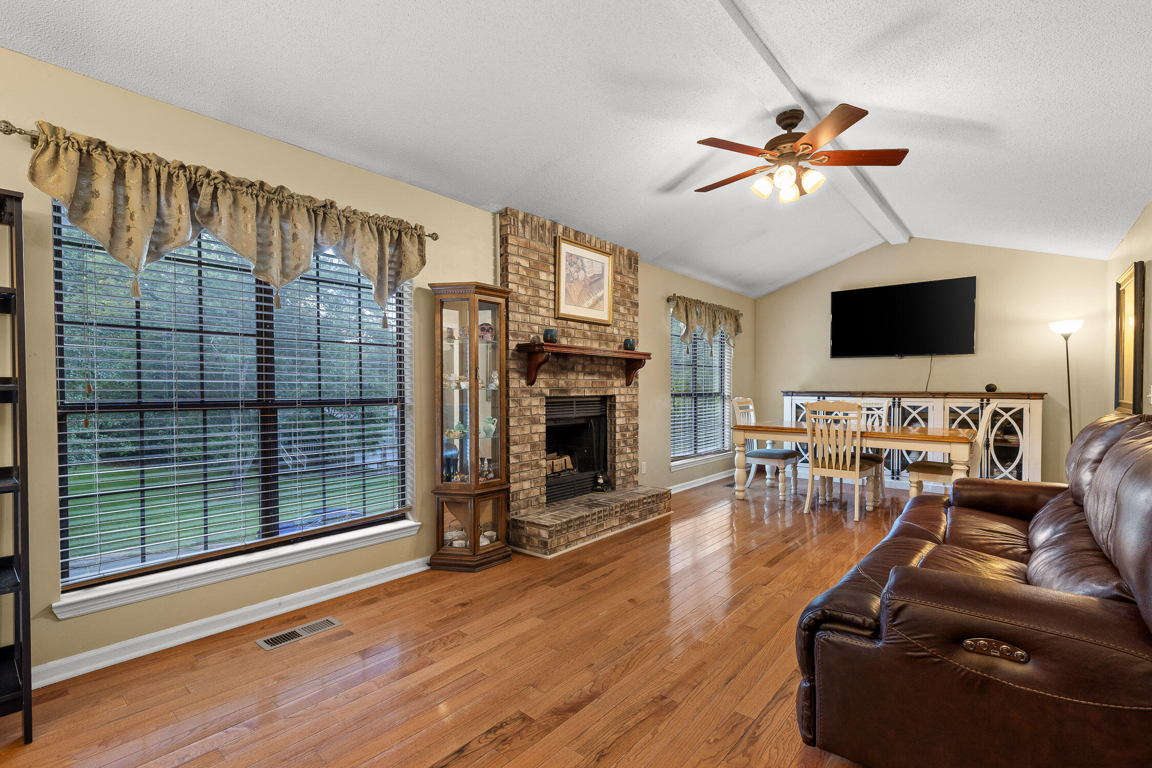 270 Rolling Meadows Drive