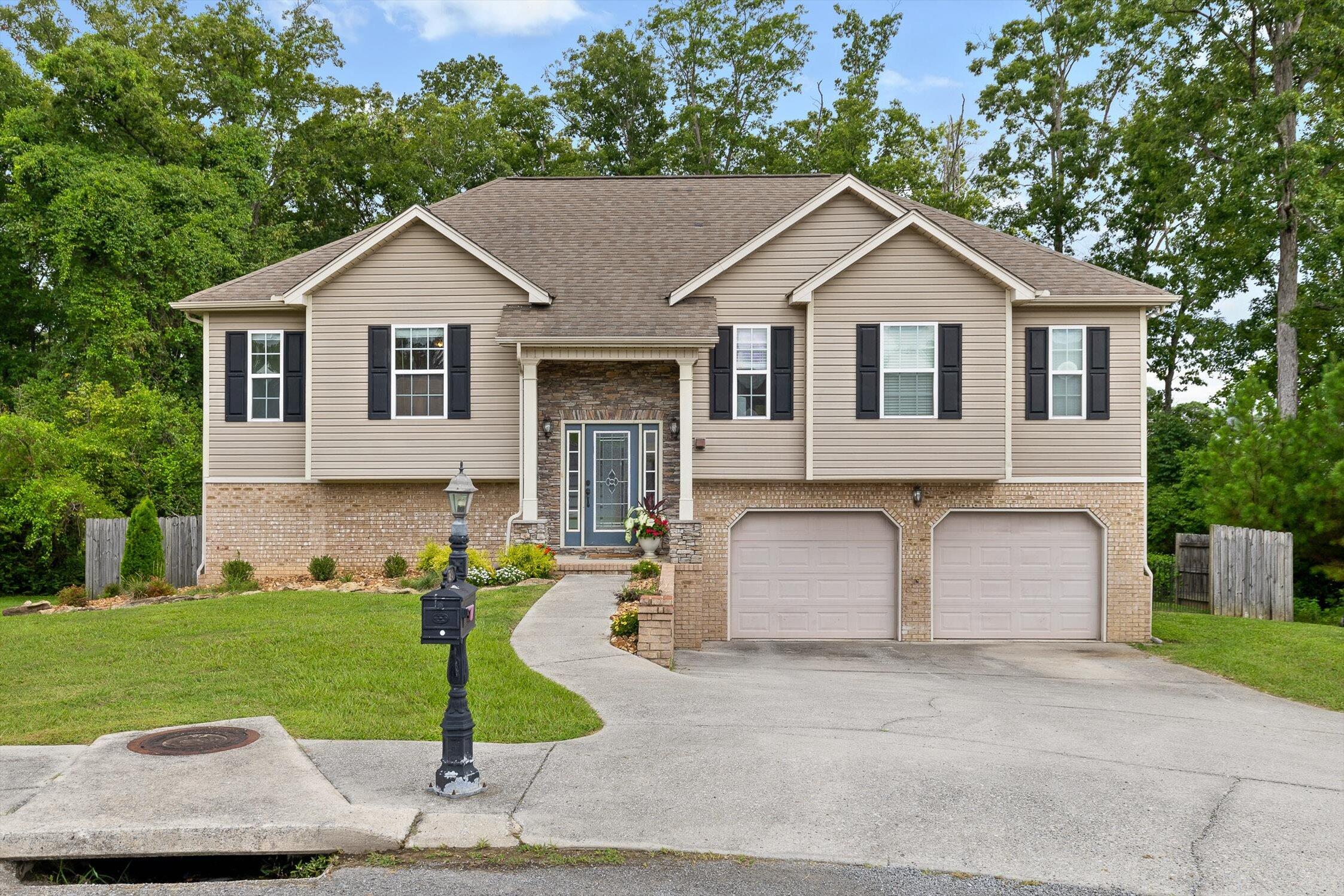 216 Carrigan Circle