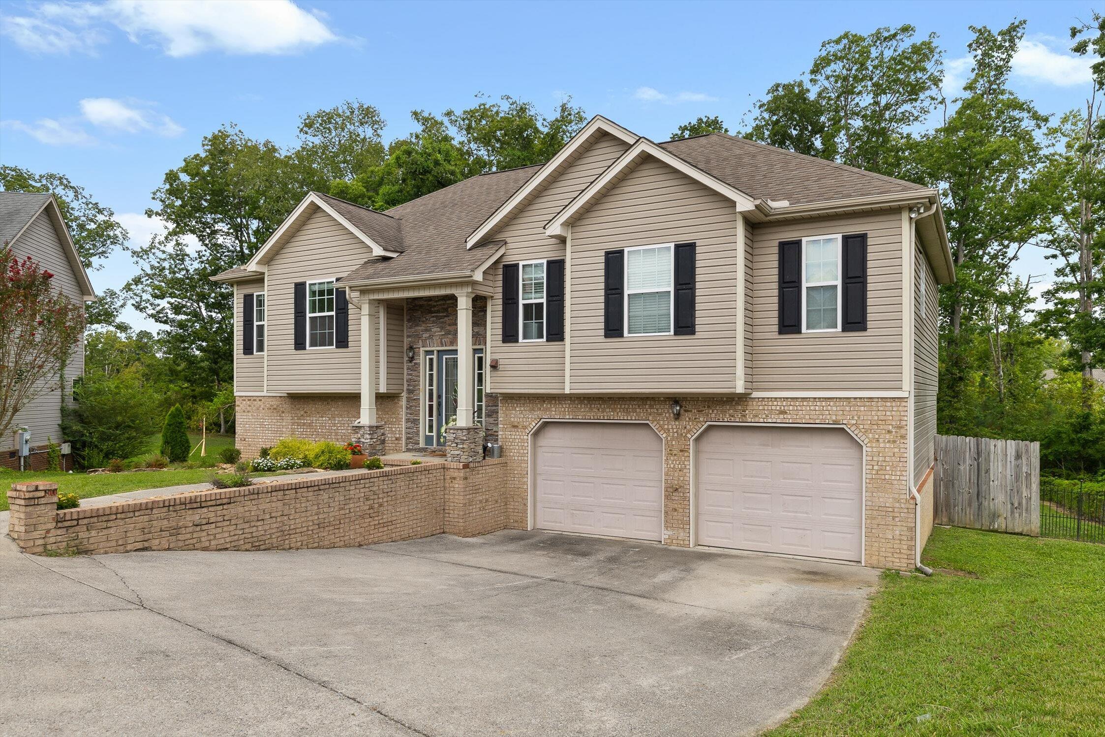 216 Carrigan Circle
