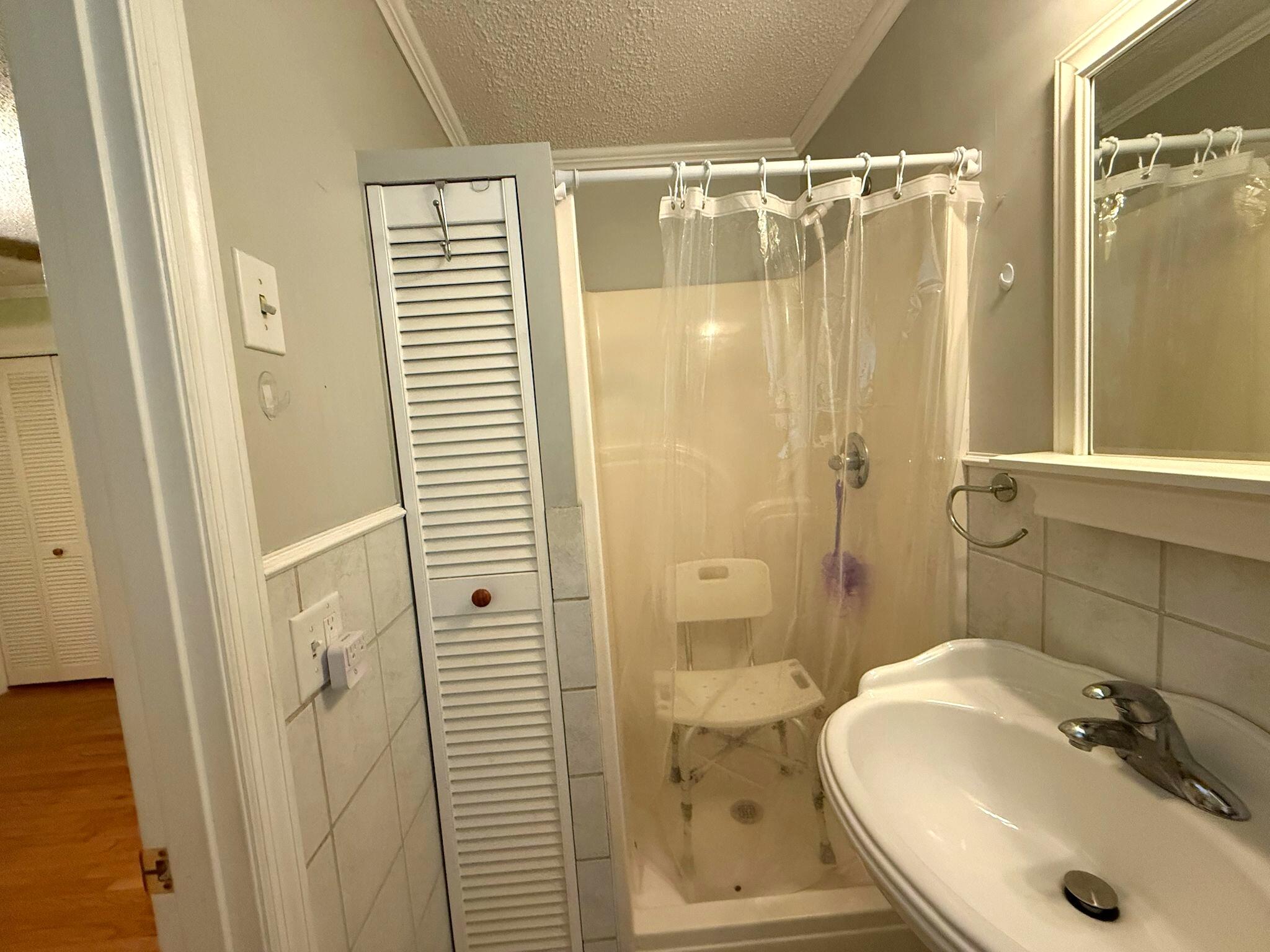 228 Steele Road