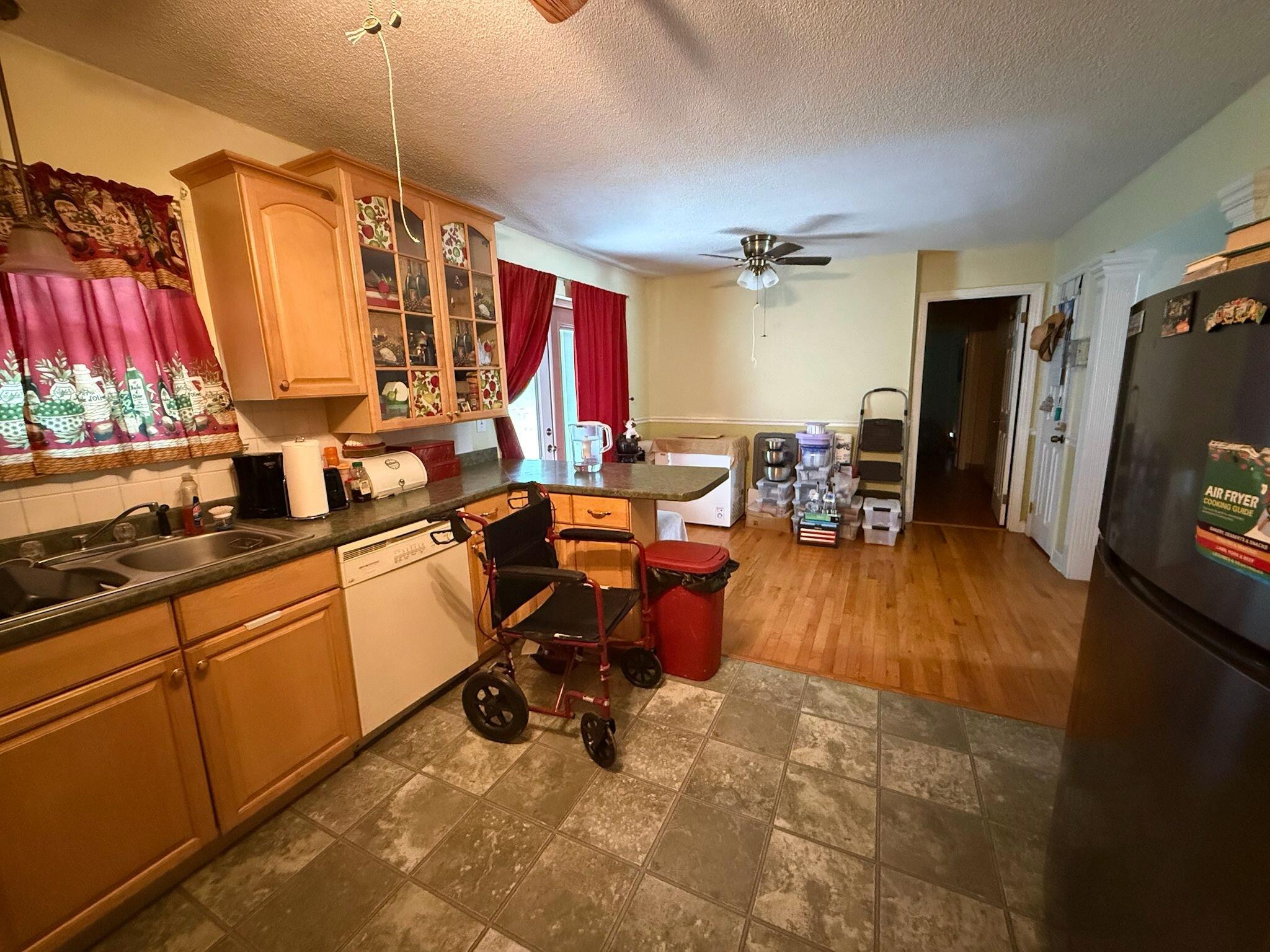 228 Steele Road