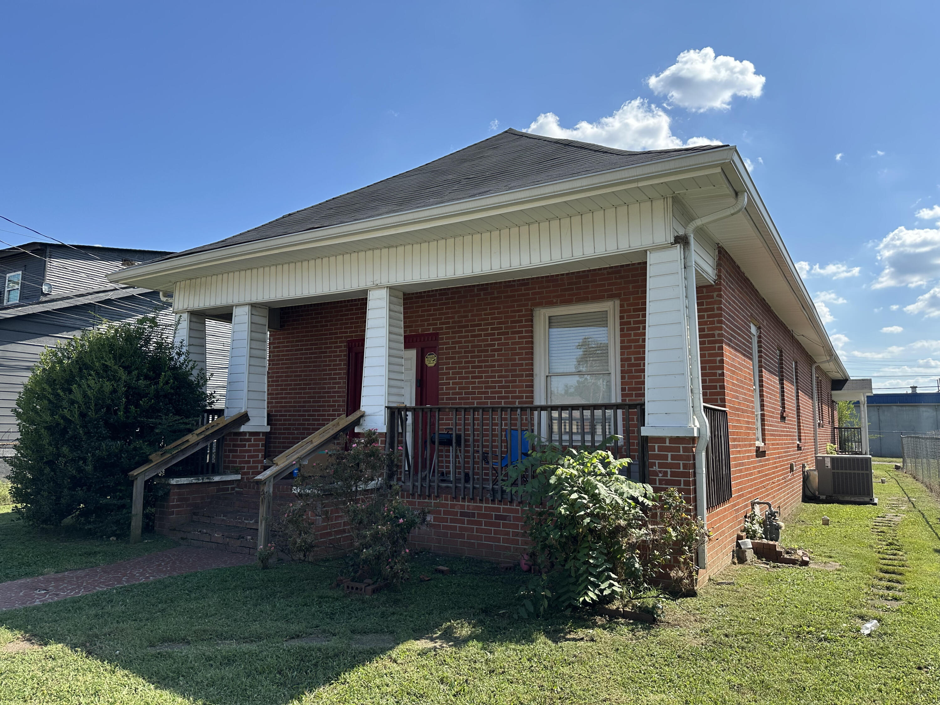 2416 Kirby Avenue, Chattanooga