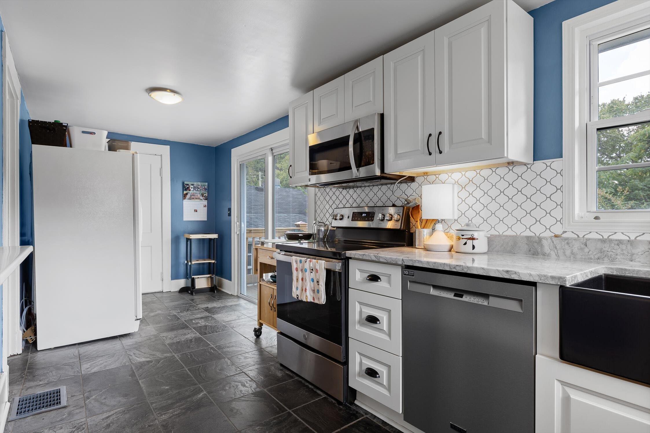 3208 Montview Drive