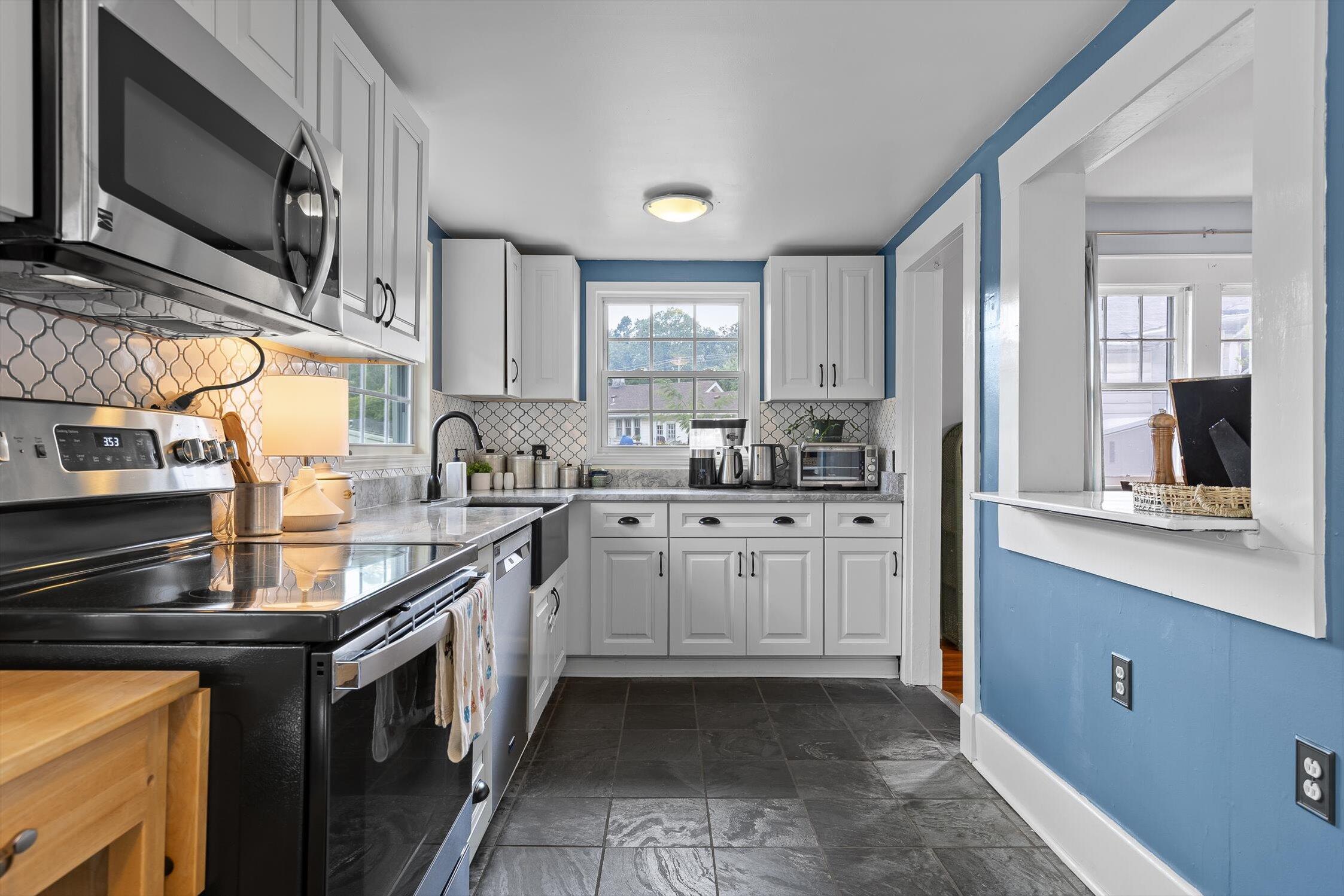 3208 Montview Drive