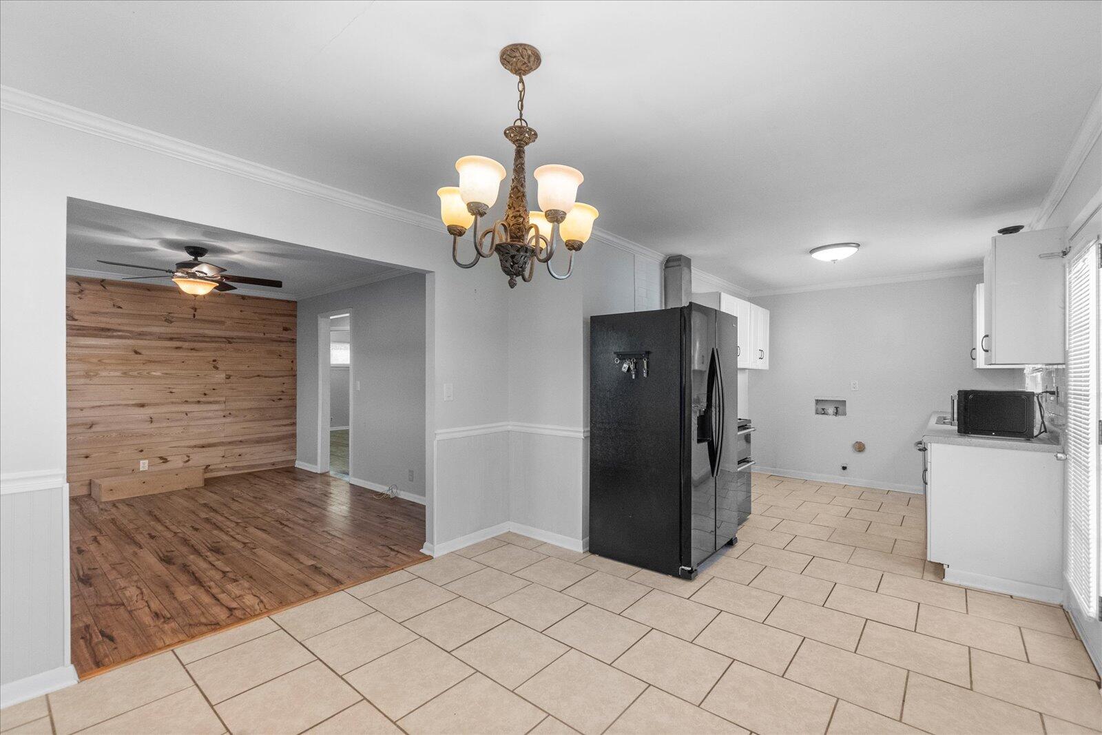 5131 Winding Lane