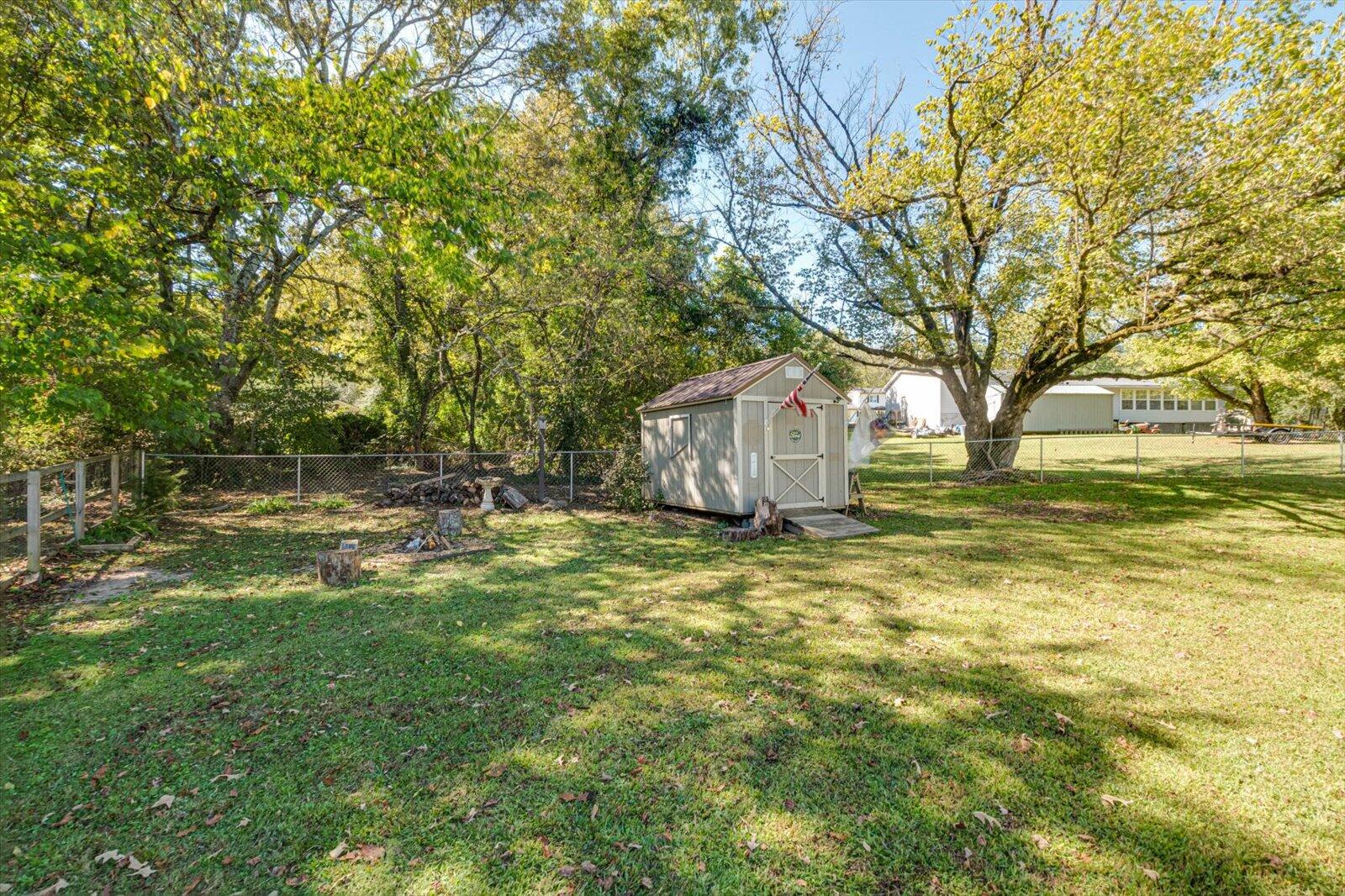 5131 Winding Lane