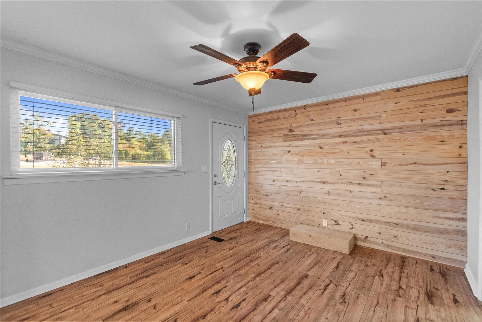 5131 Winding Lane
