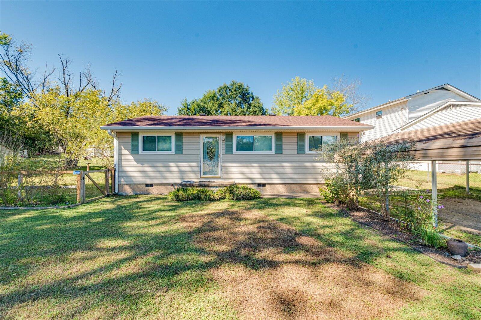 5131 Winding Lane