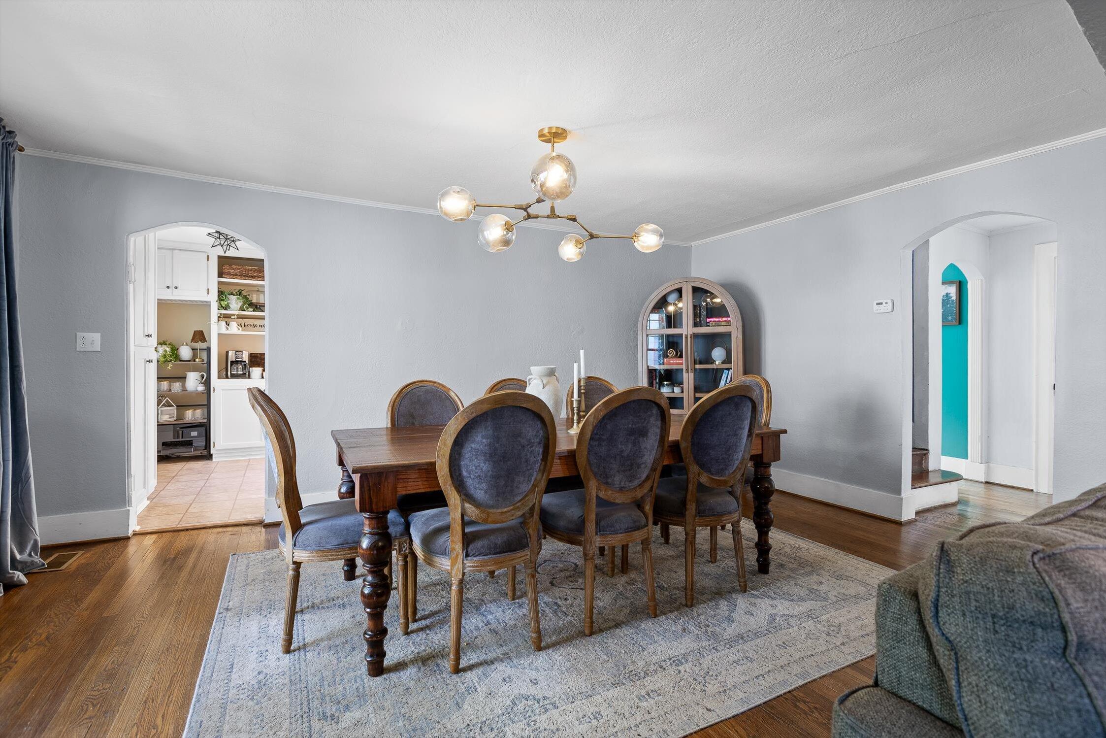 1046 Givens Road
