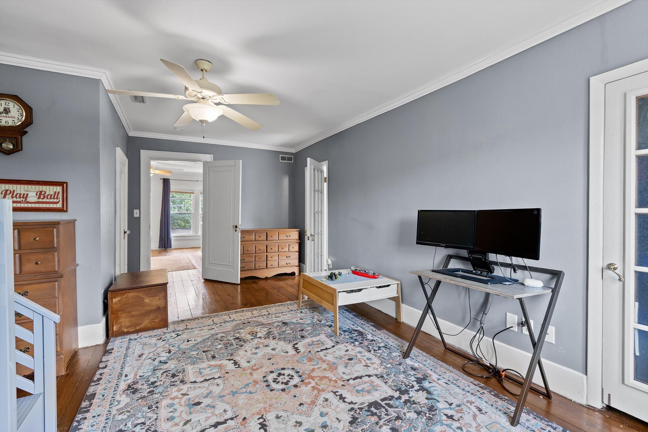 1046 Givens Road