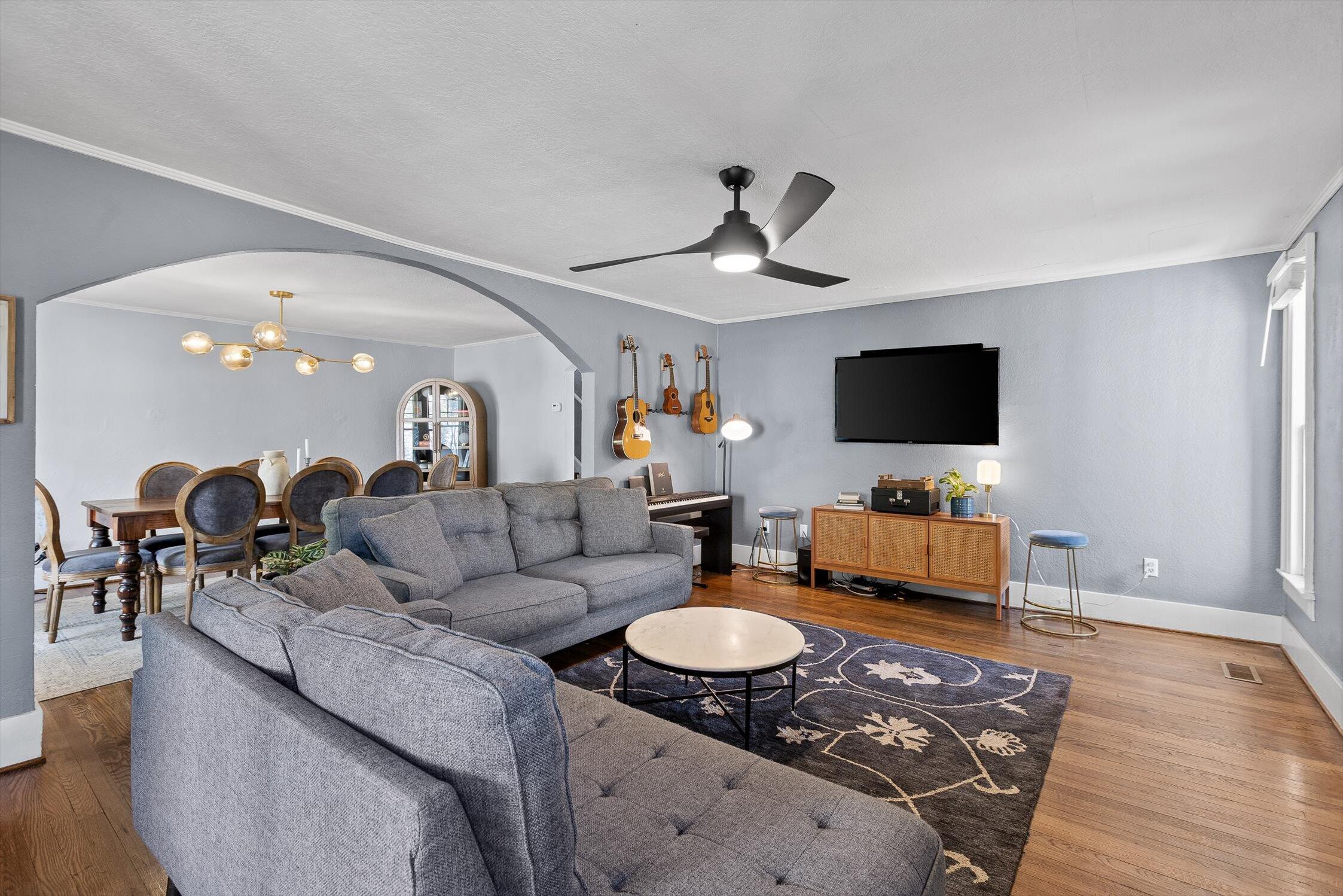 1046 Givens Road