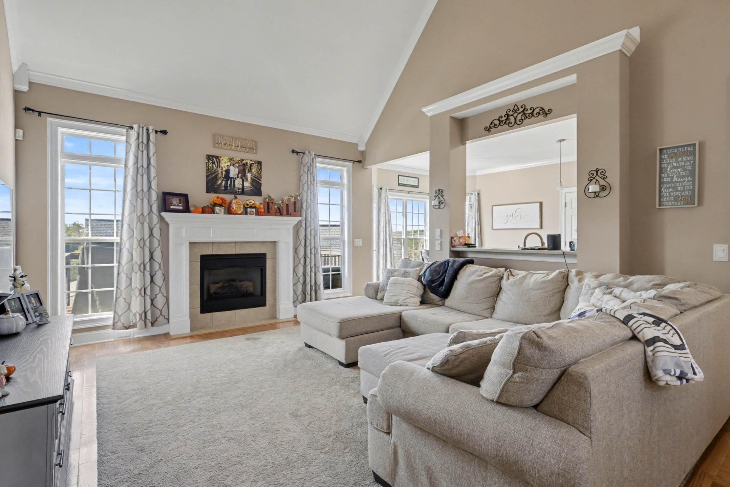 2290 Red Tail Lane