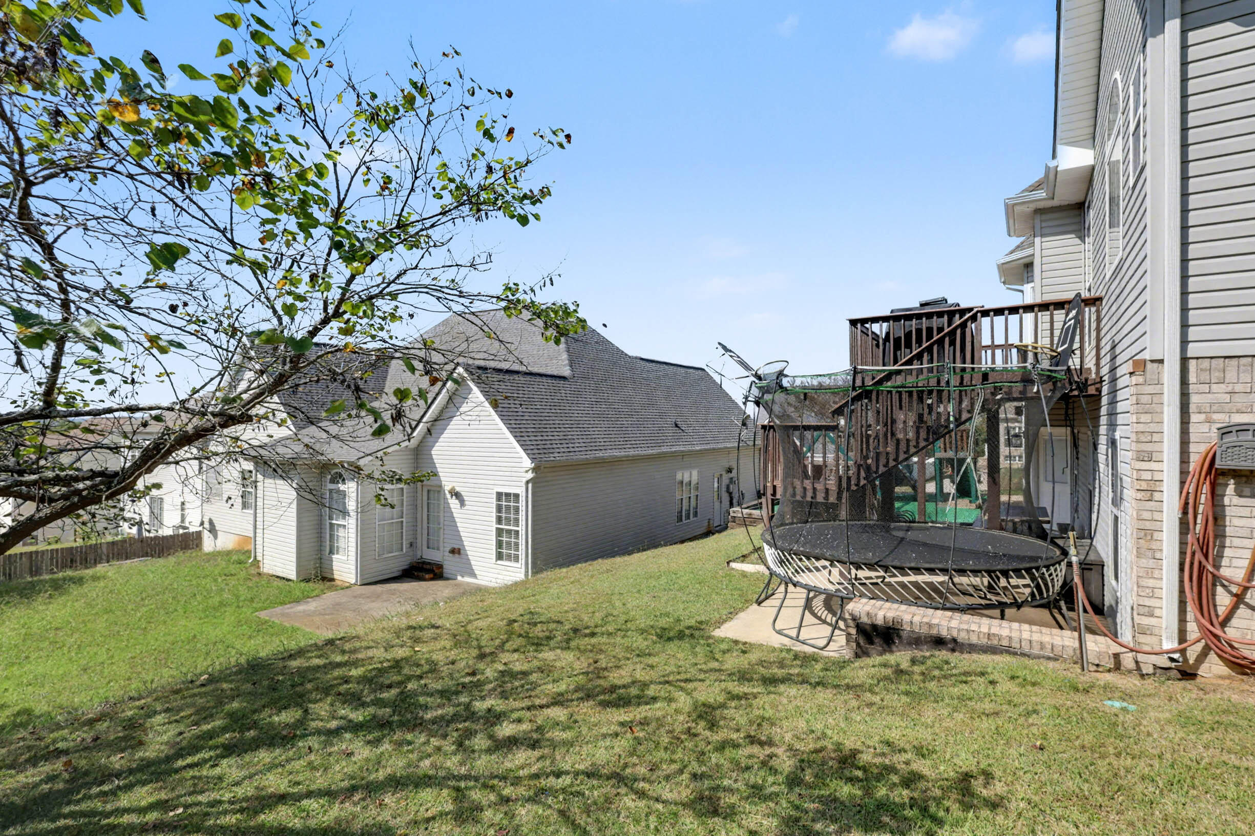 2290 Red Tail Lane