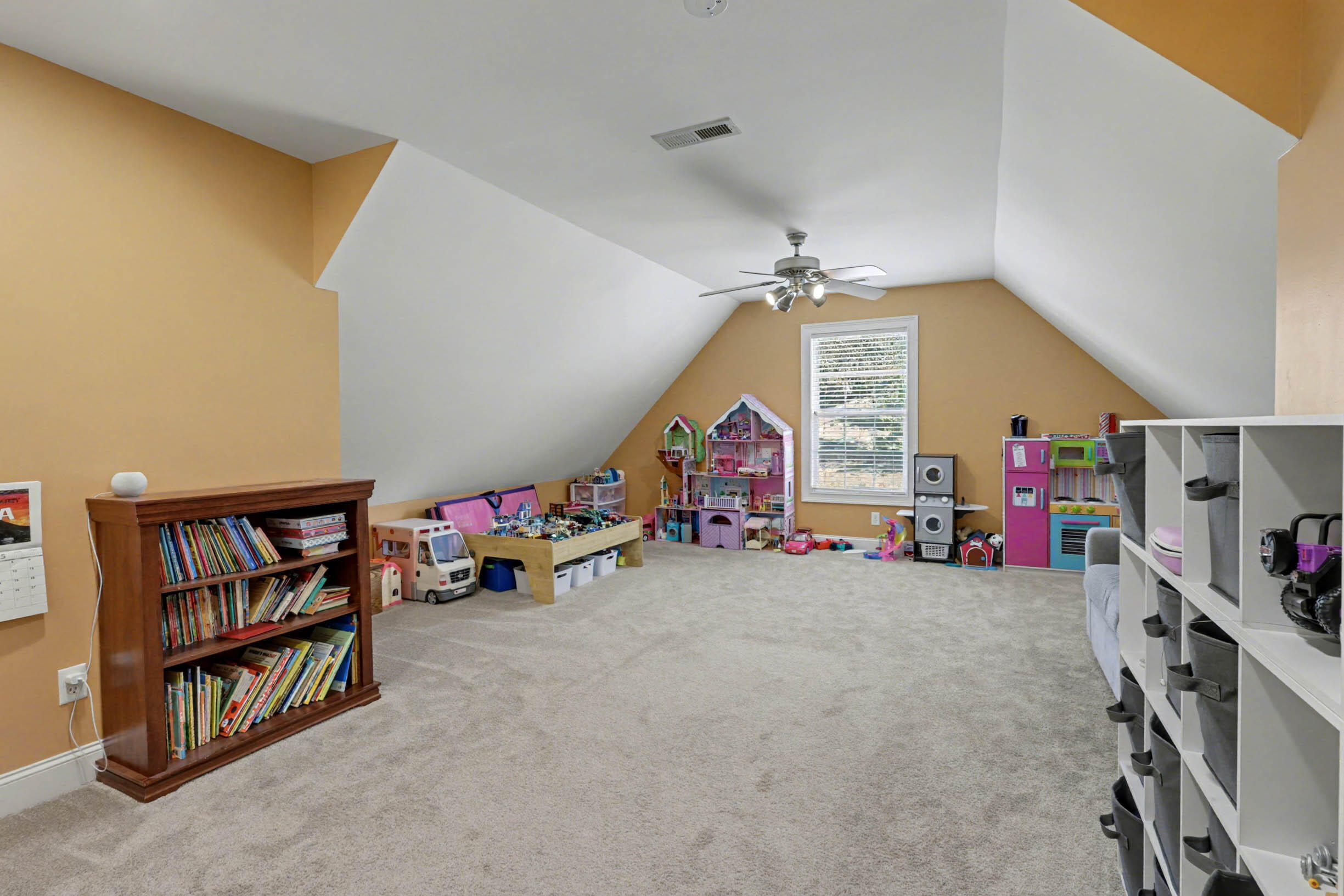 2290 Red Tail Lane