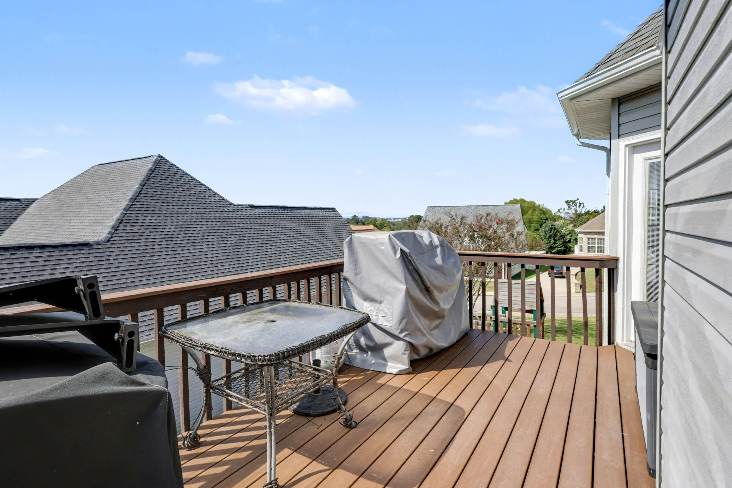 2290 Red Tail Lane