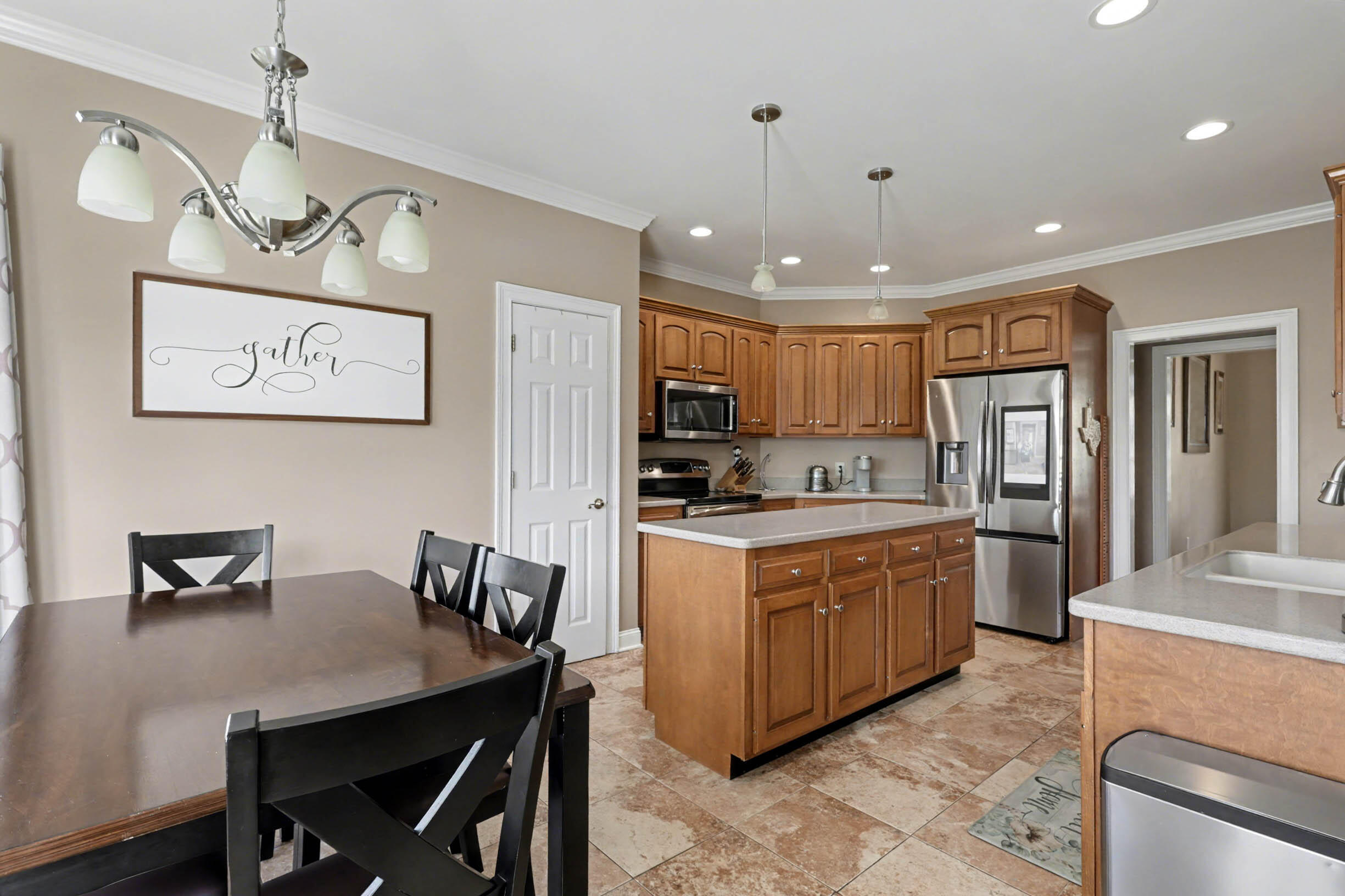2290 Red Tail Lane