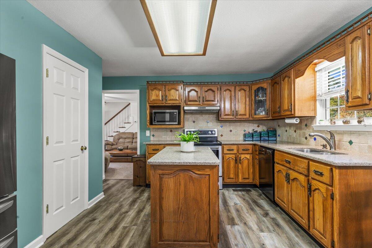 49 Hillcrest Court