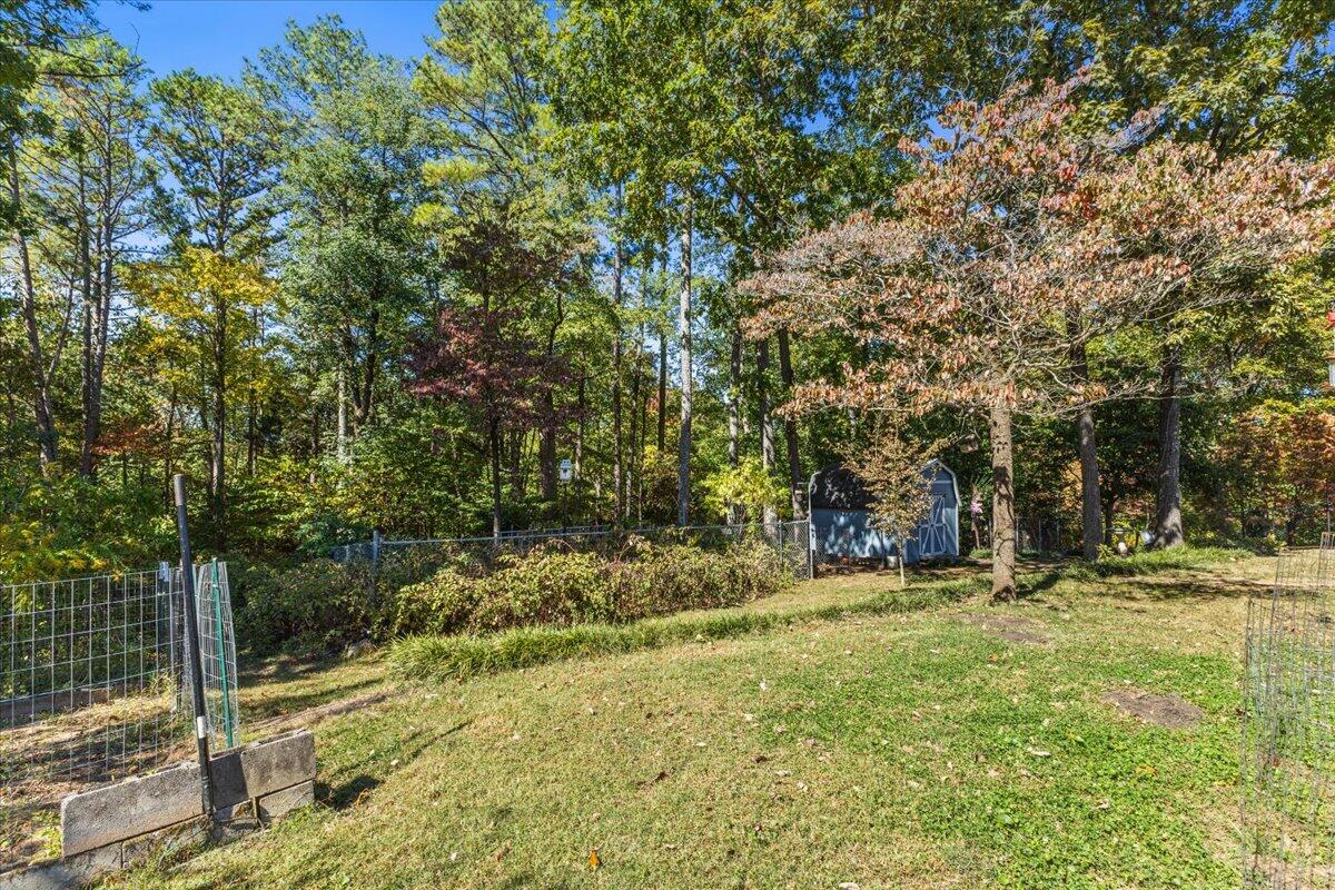 49 Hillcrest Court