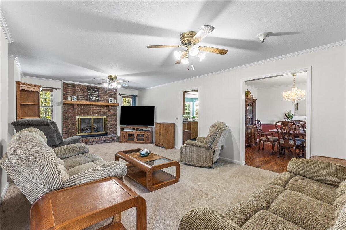 49 Hillcrest Court