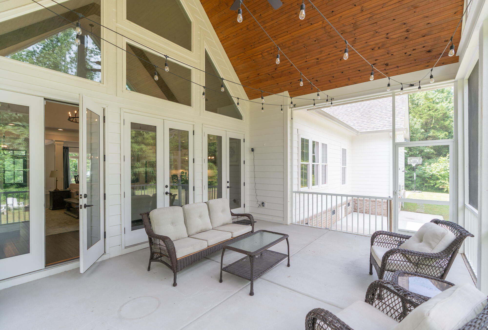 1695 E Boy Scout Road